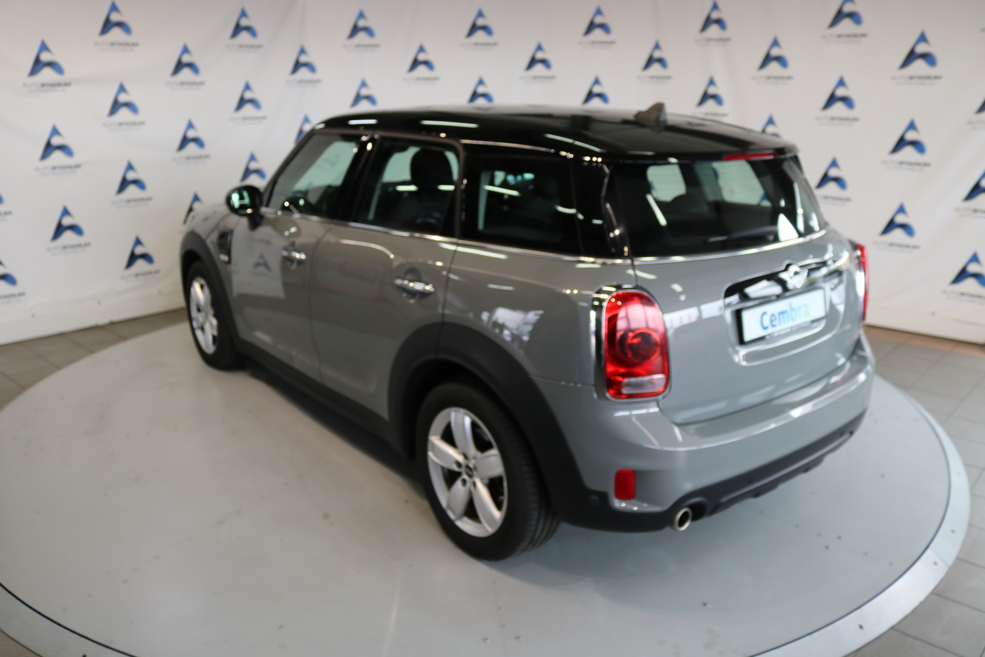 MINI Countryman Cooper ALL4-image-13