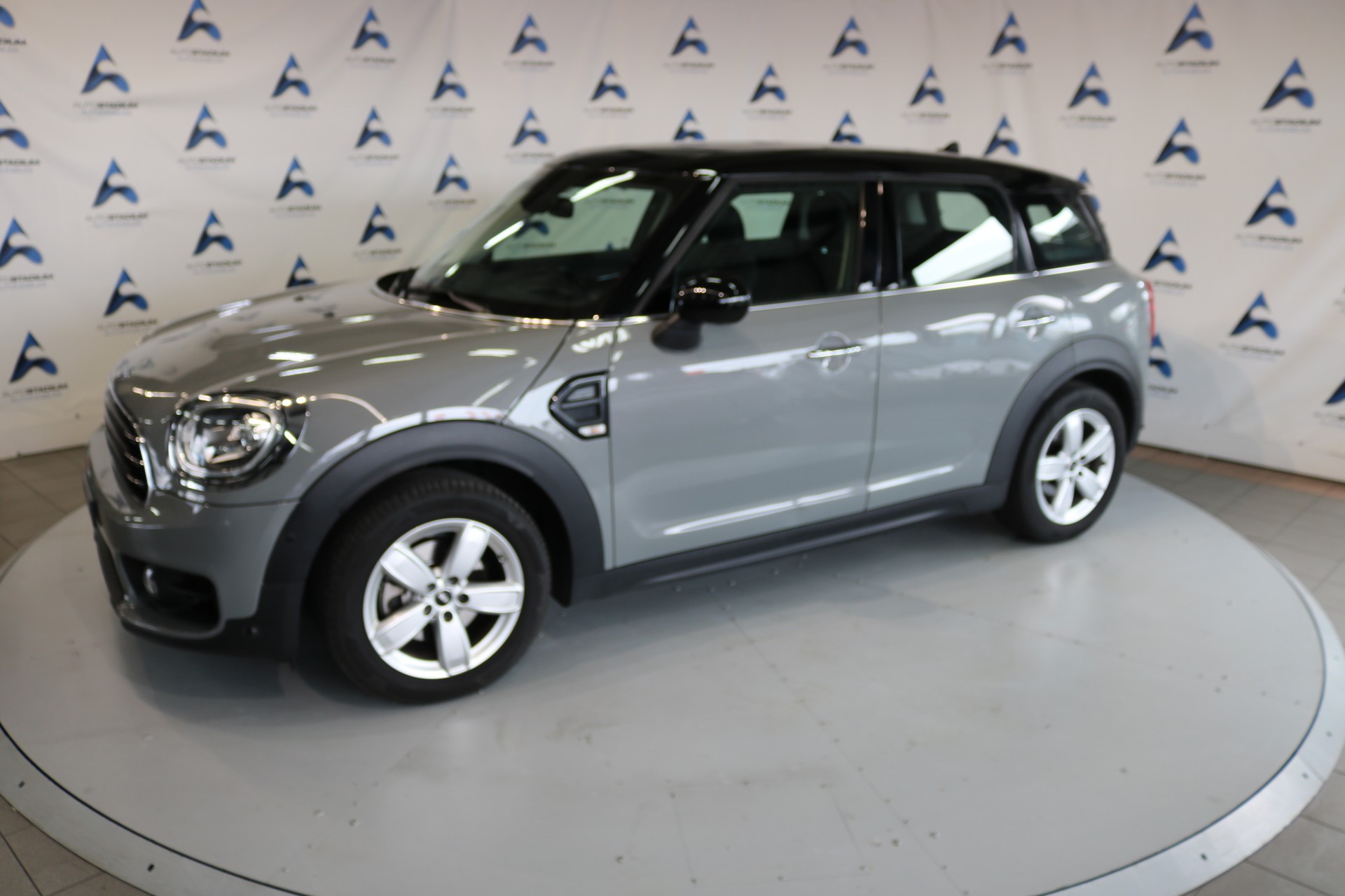 MINI Countryman Cooper ALL4-image-8