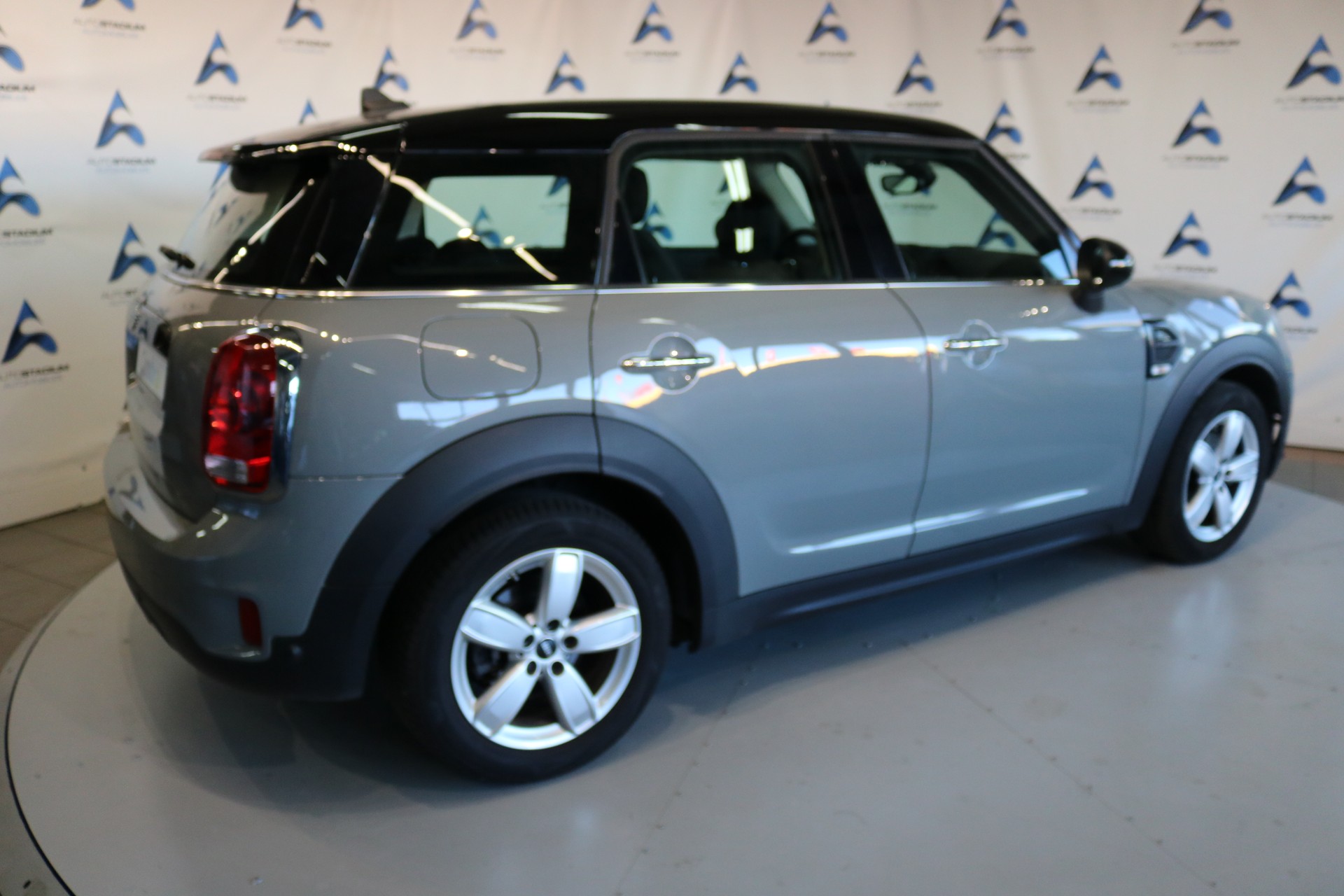 MINI Countryman Cooper ALL4-image-40