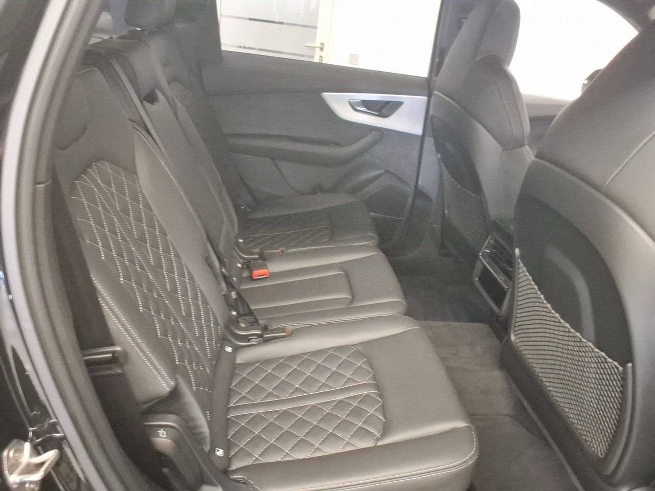AUDI Q7 SUV TFSI quattro 250 kW S line*7-Plätzer,Panodach,S-Sportsitze PLUS,Competition PLUS,5-Jahre Garantie*-image-5