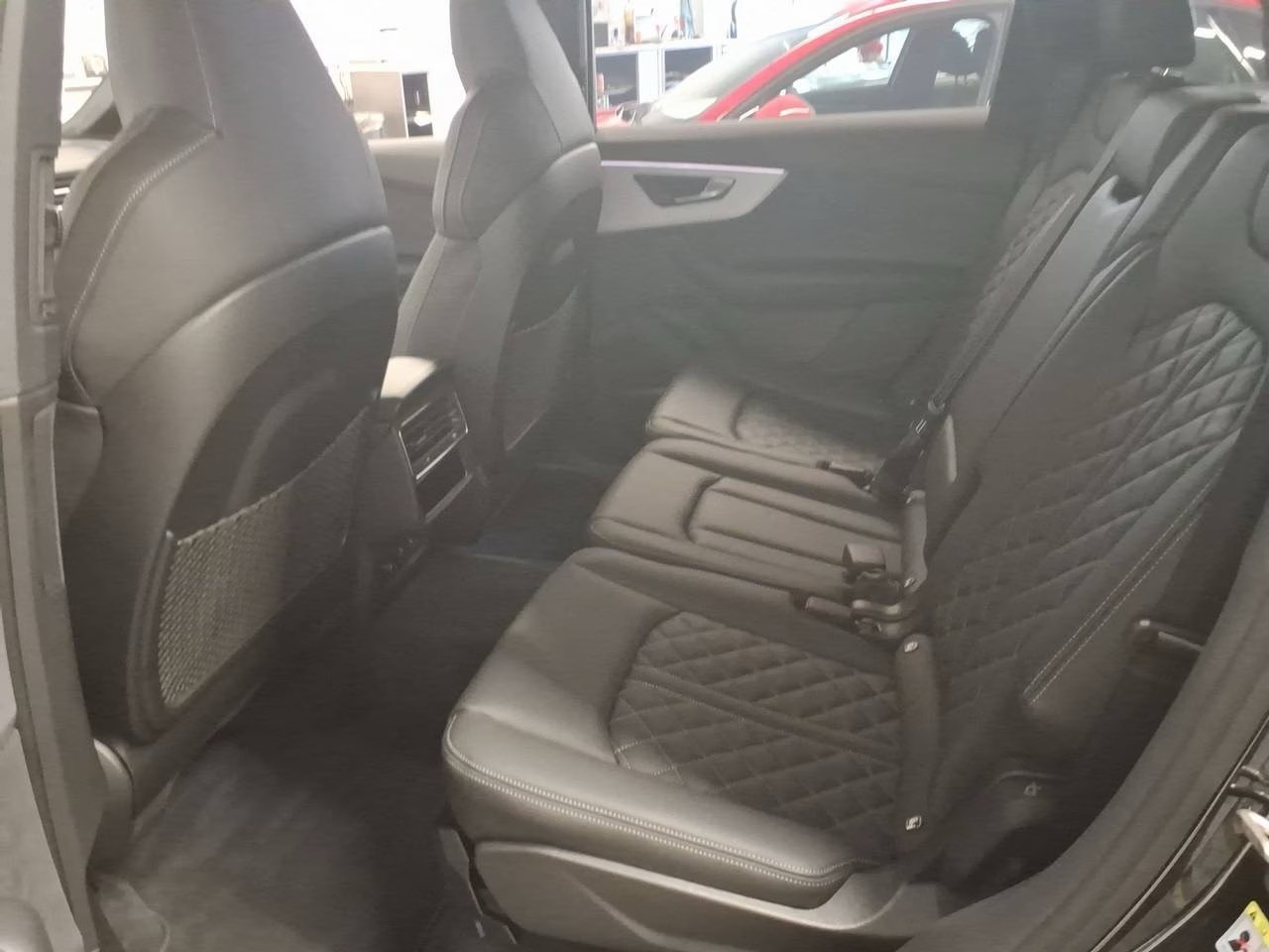 AUDI Q7 SUV TFSI quattro 250 kW S line*7-Plätzer,Panodach,S-Sportsitze PLUS,Competition PLUS,5-Jahre Garantie*-image-4