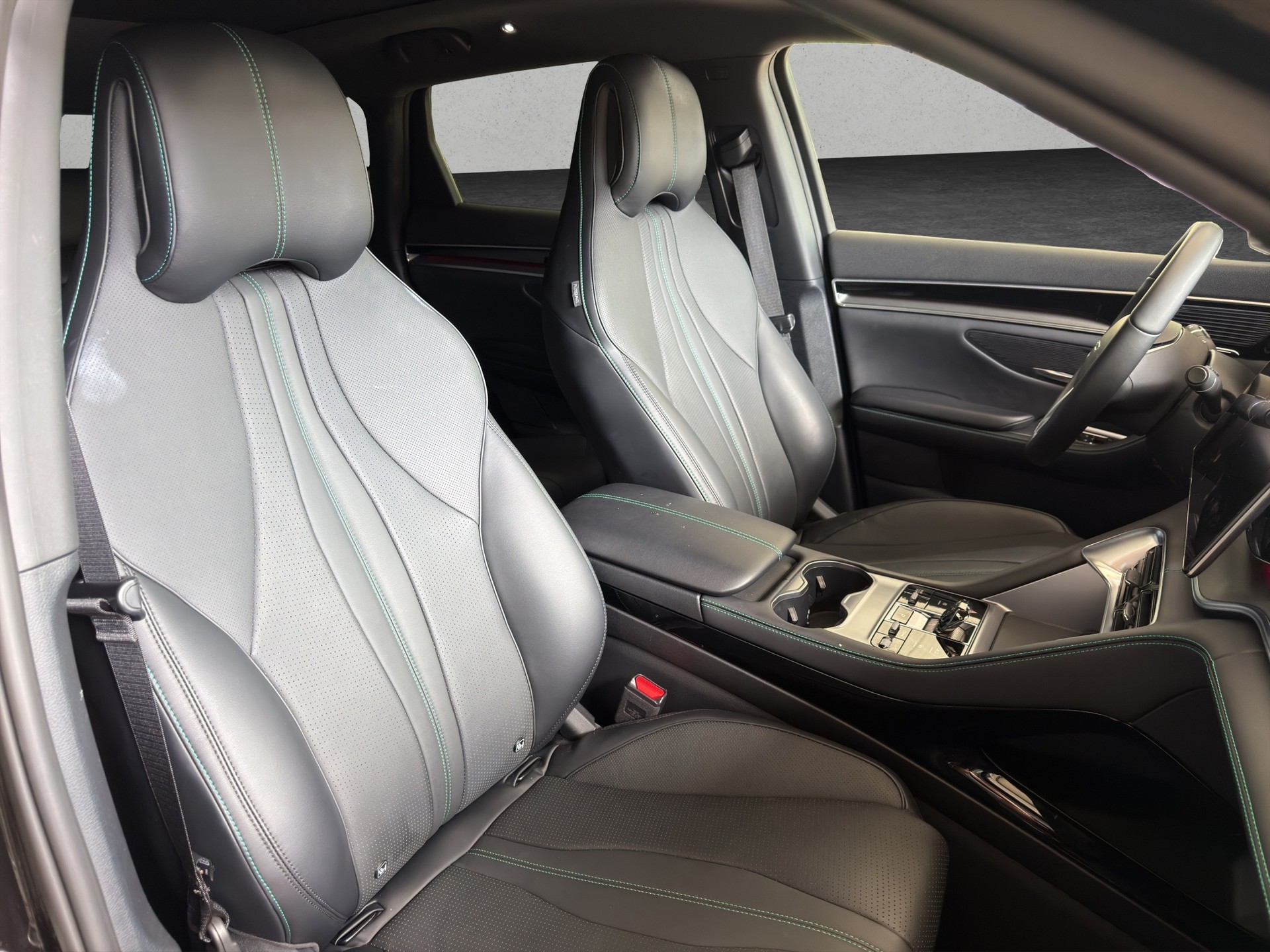 BYD Seal U DM-i Design AWD-image-11