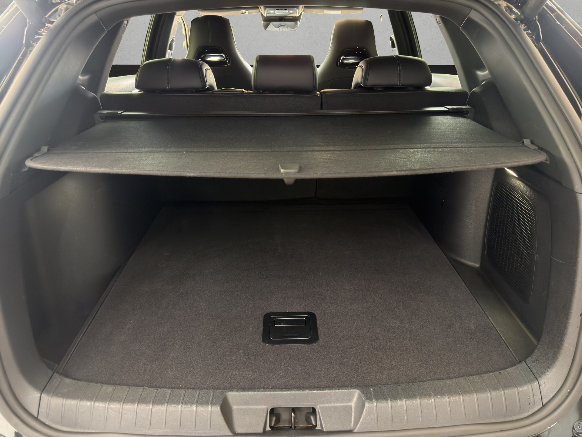 BYD Seal U DM-i Design AWD-image-10