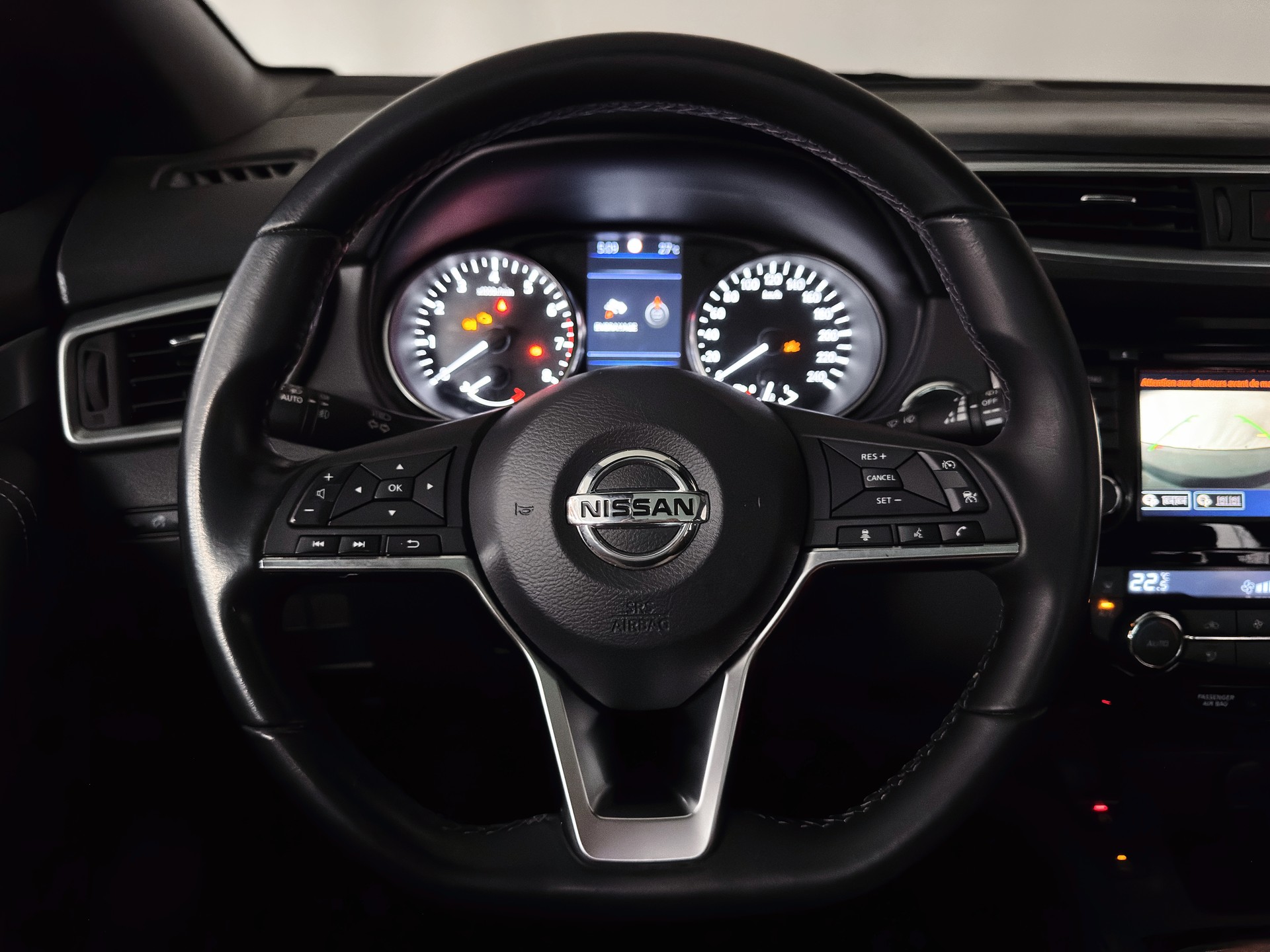NISSAN Qashqai 1.3 DIG-T tekna-image-20