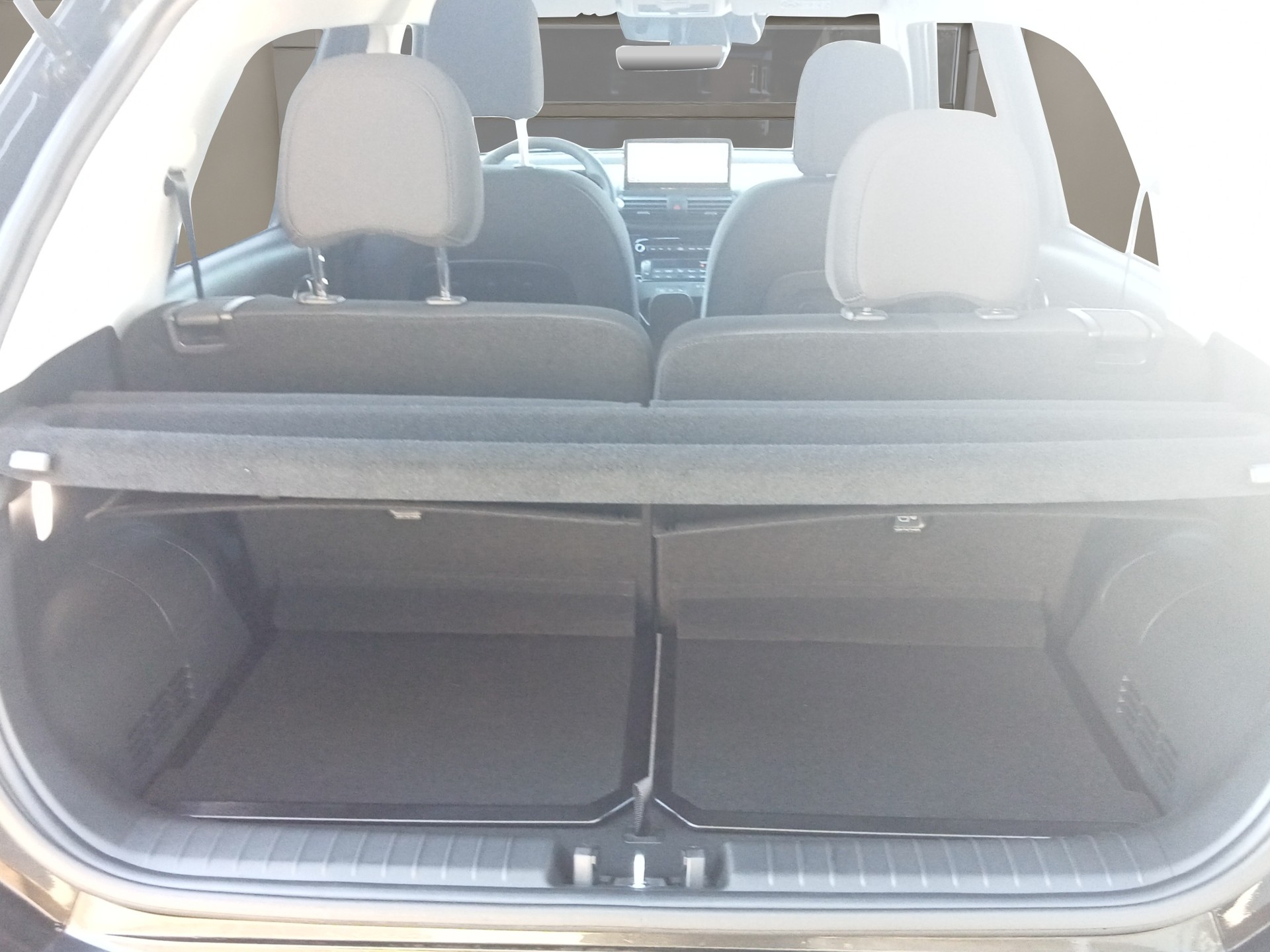 HYUNDAI Inster 49kWh Vertex-image-11
