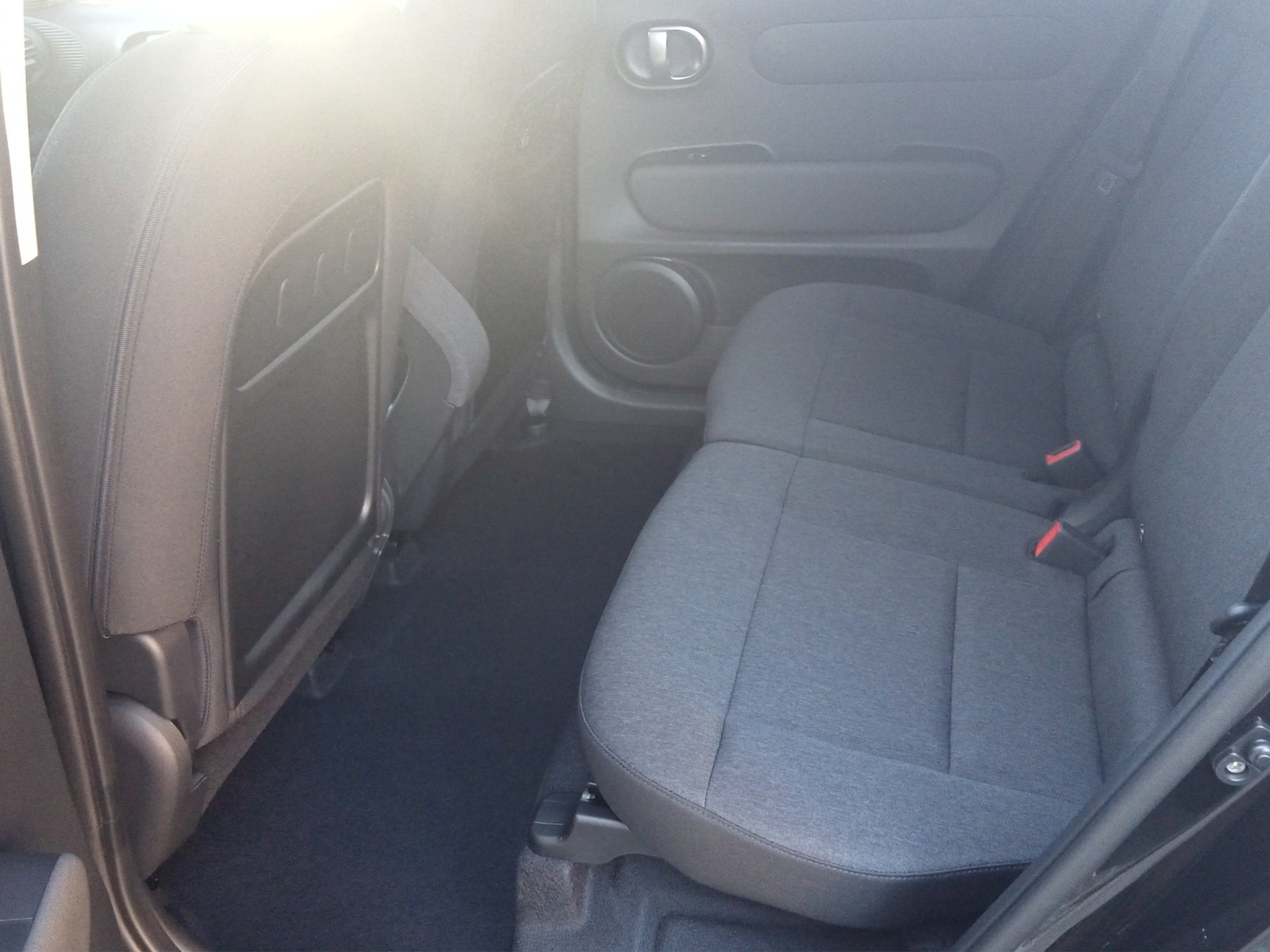 HYUNDAI Inster 49kWh Vertex-image-10