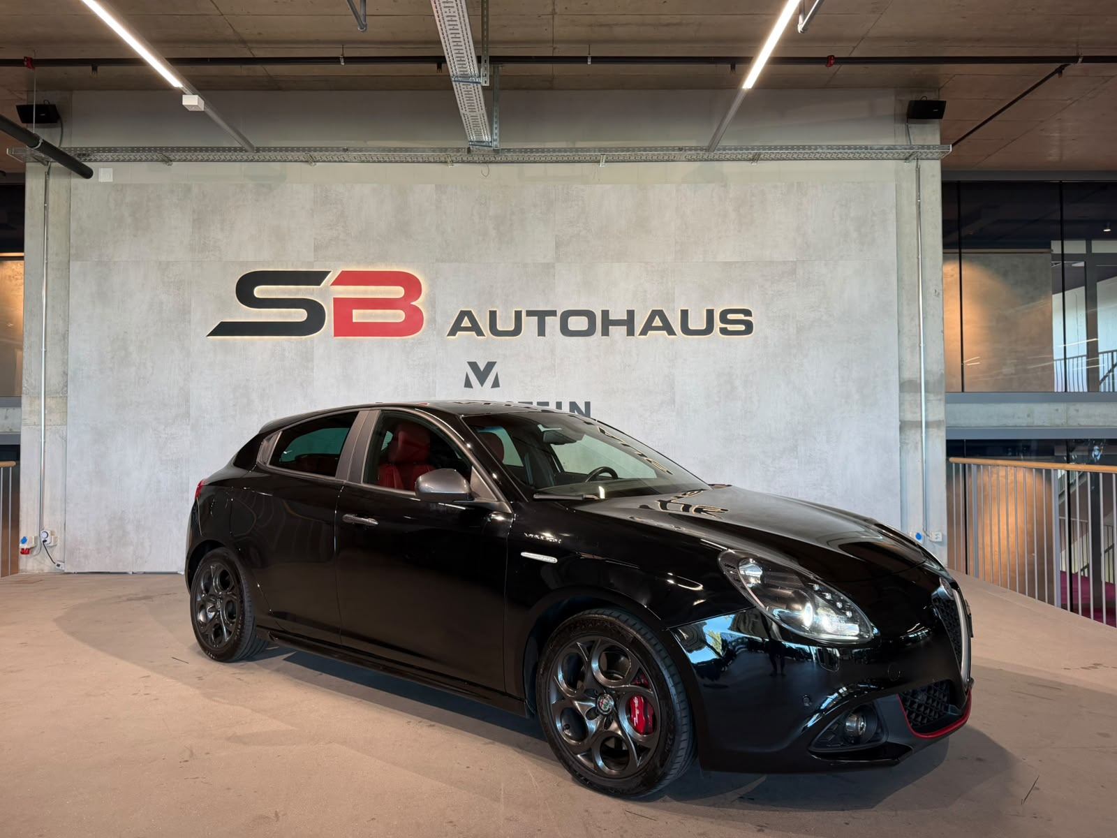 ALFA ROMEO Giulietta 1750 TBi Veloce TCT-image-1