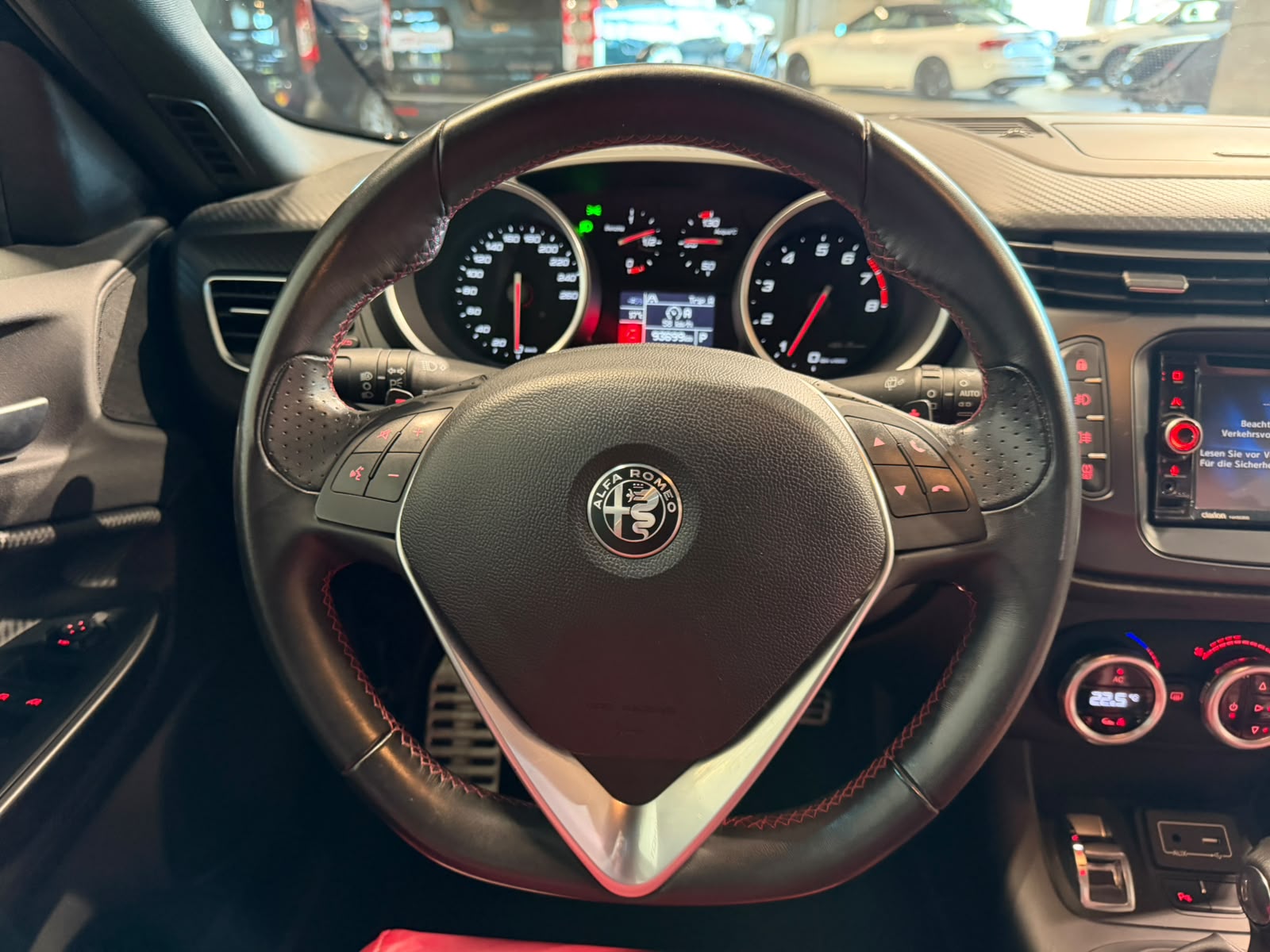 ALFA ROMEO Giulietta 1750 TBi Veloce TCT-image-20