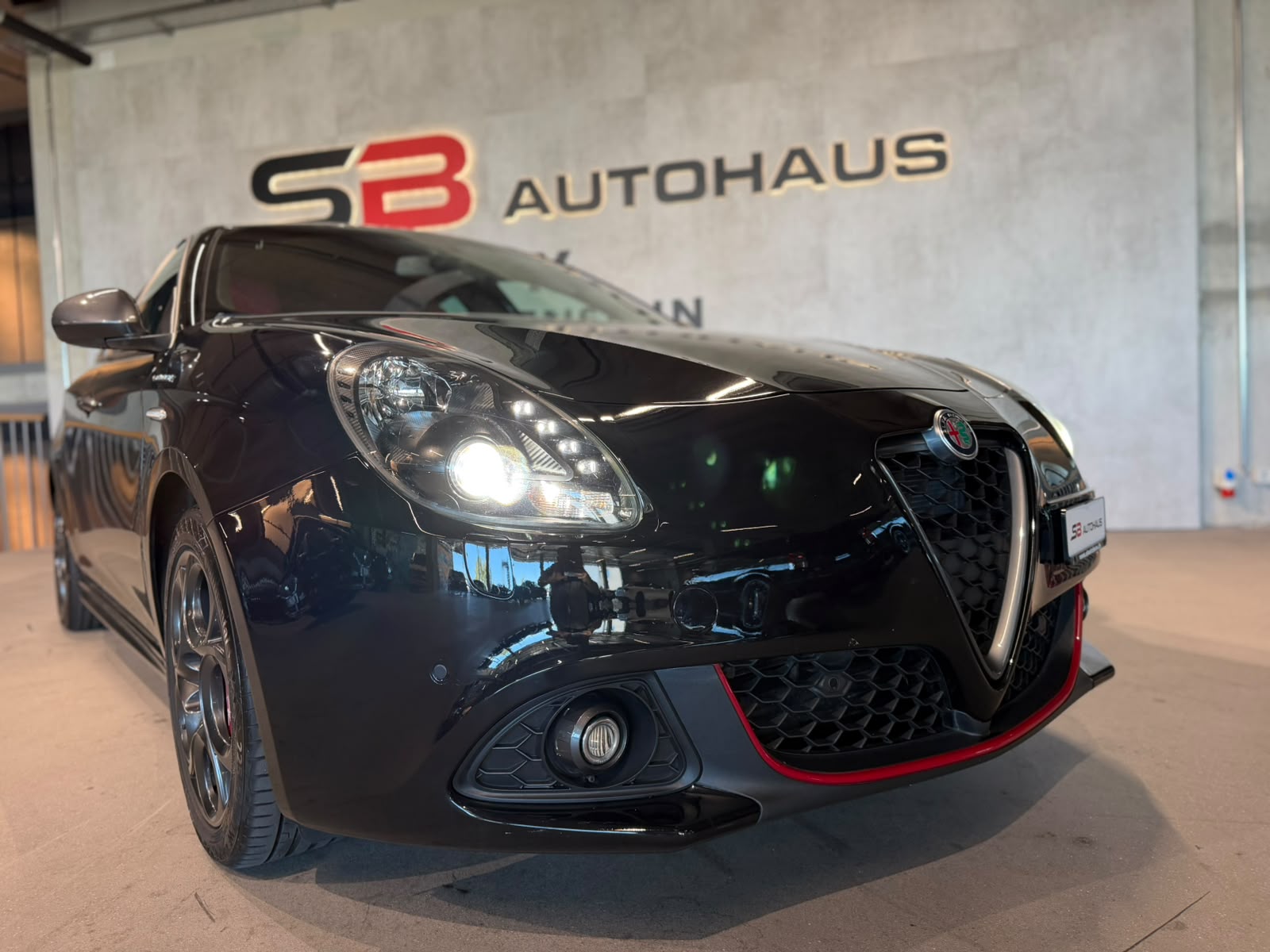 ALFA ROMEO Giulietta 1750 TBi Veloce TCT-image-5