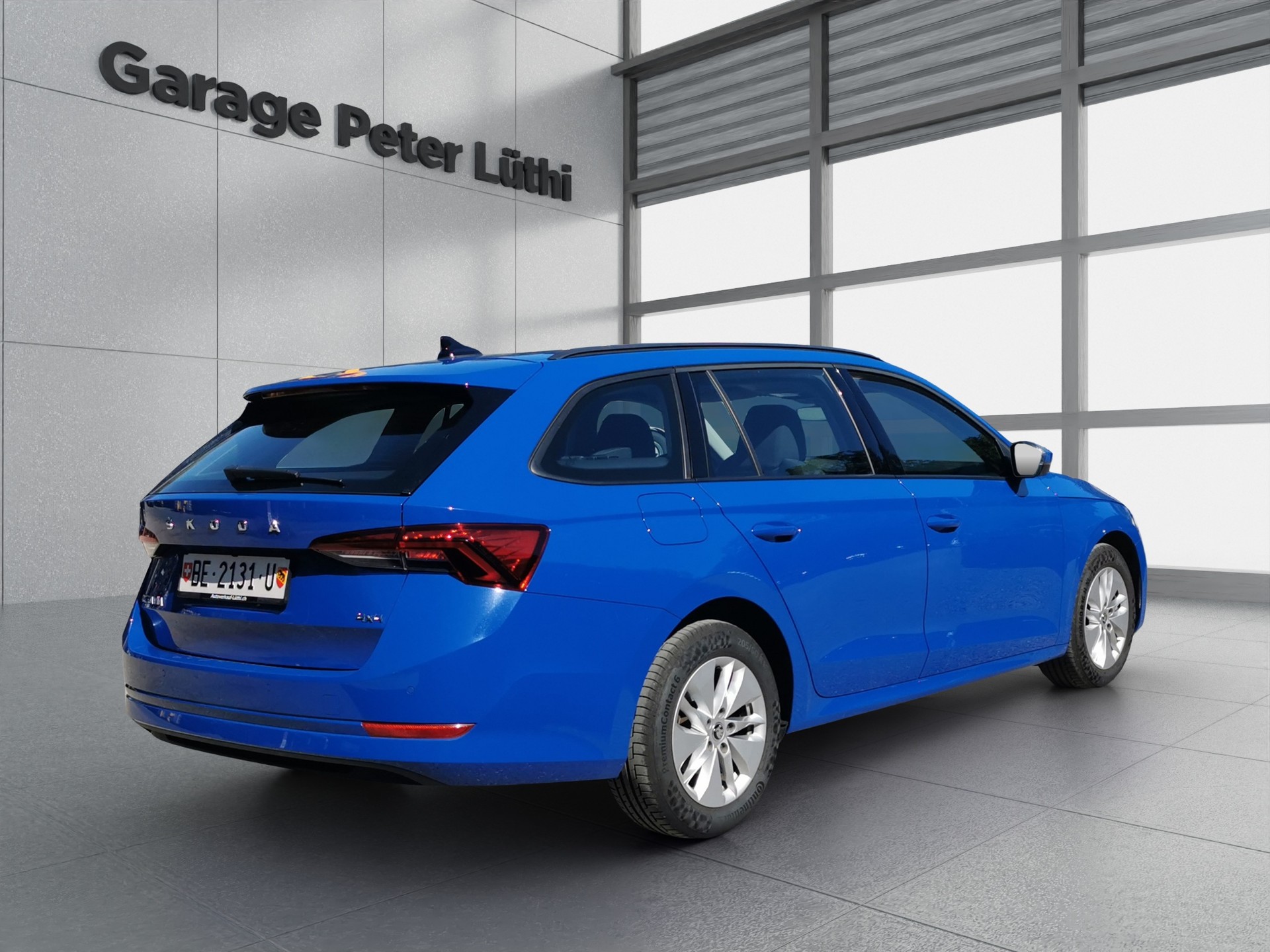 SKODA Octavia Combi 2.0 TDI DSG Ambition 4x4-image-1