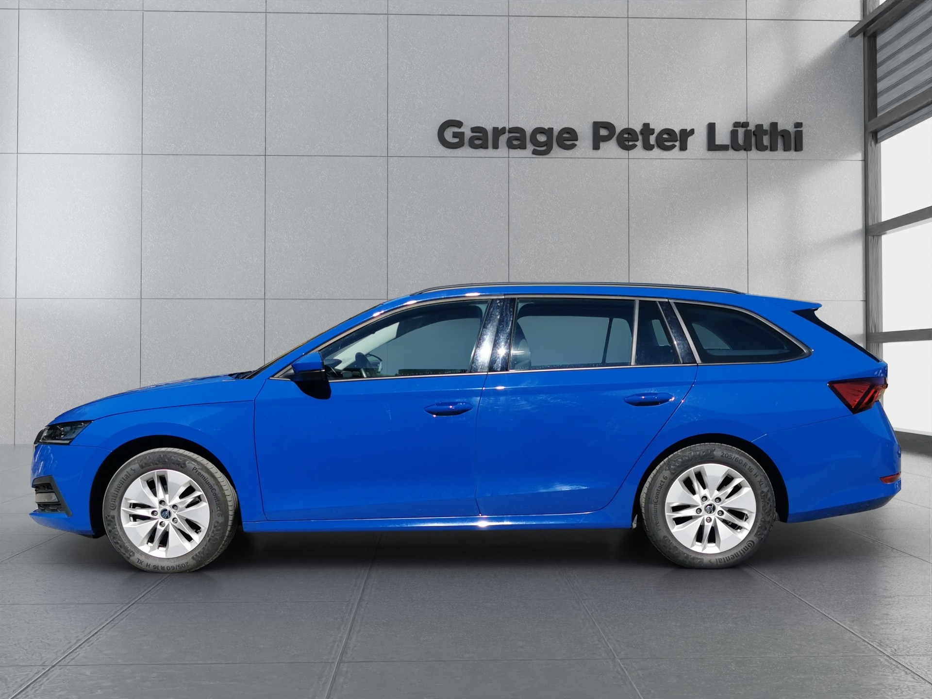 SKODA Octavia Combi 2.0 TDI DSG Ambition 4x4-image-3