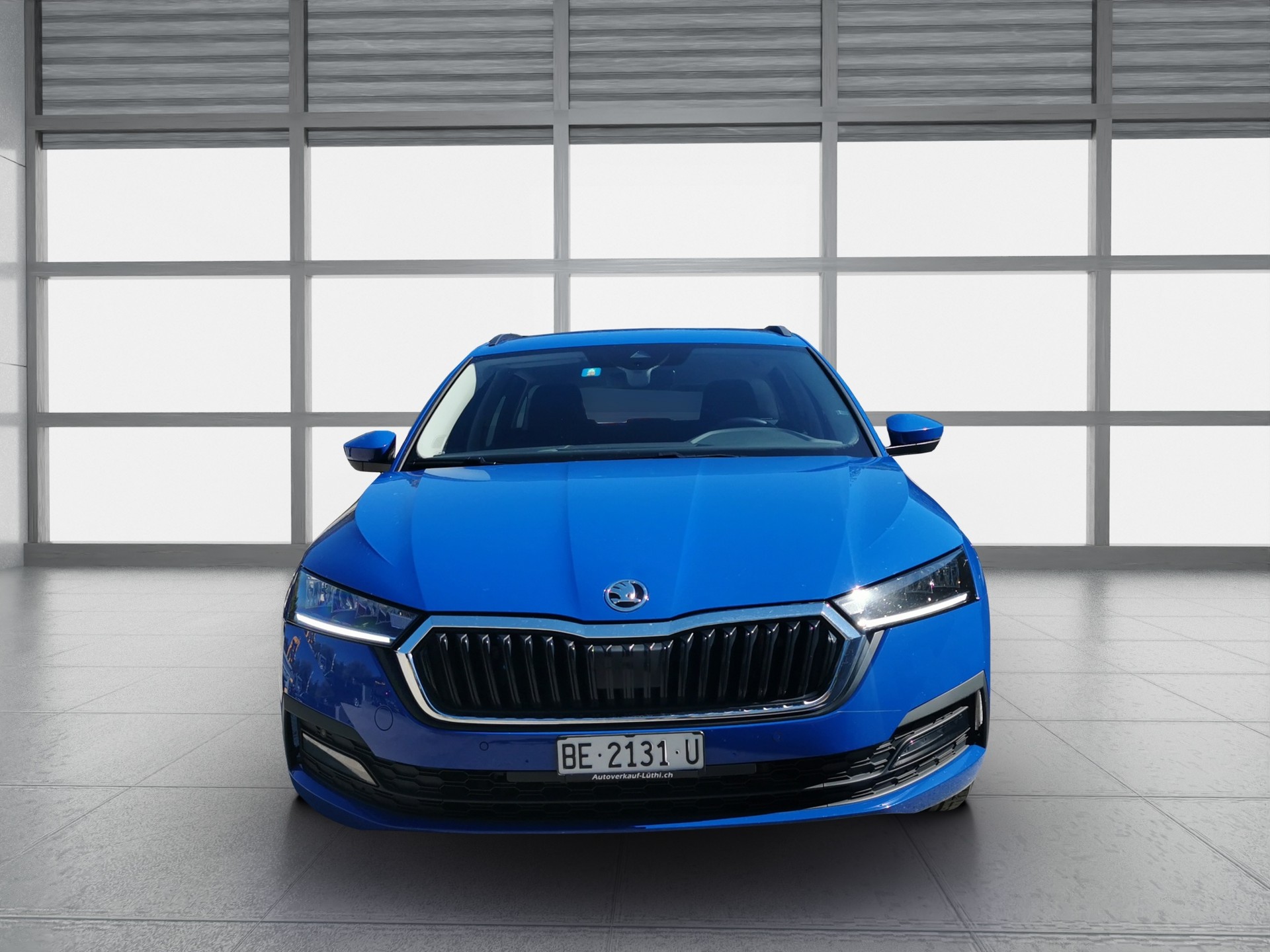 SKODA Octavia Combi 2.0 TDI DSG Ambition 4x4-image-4
