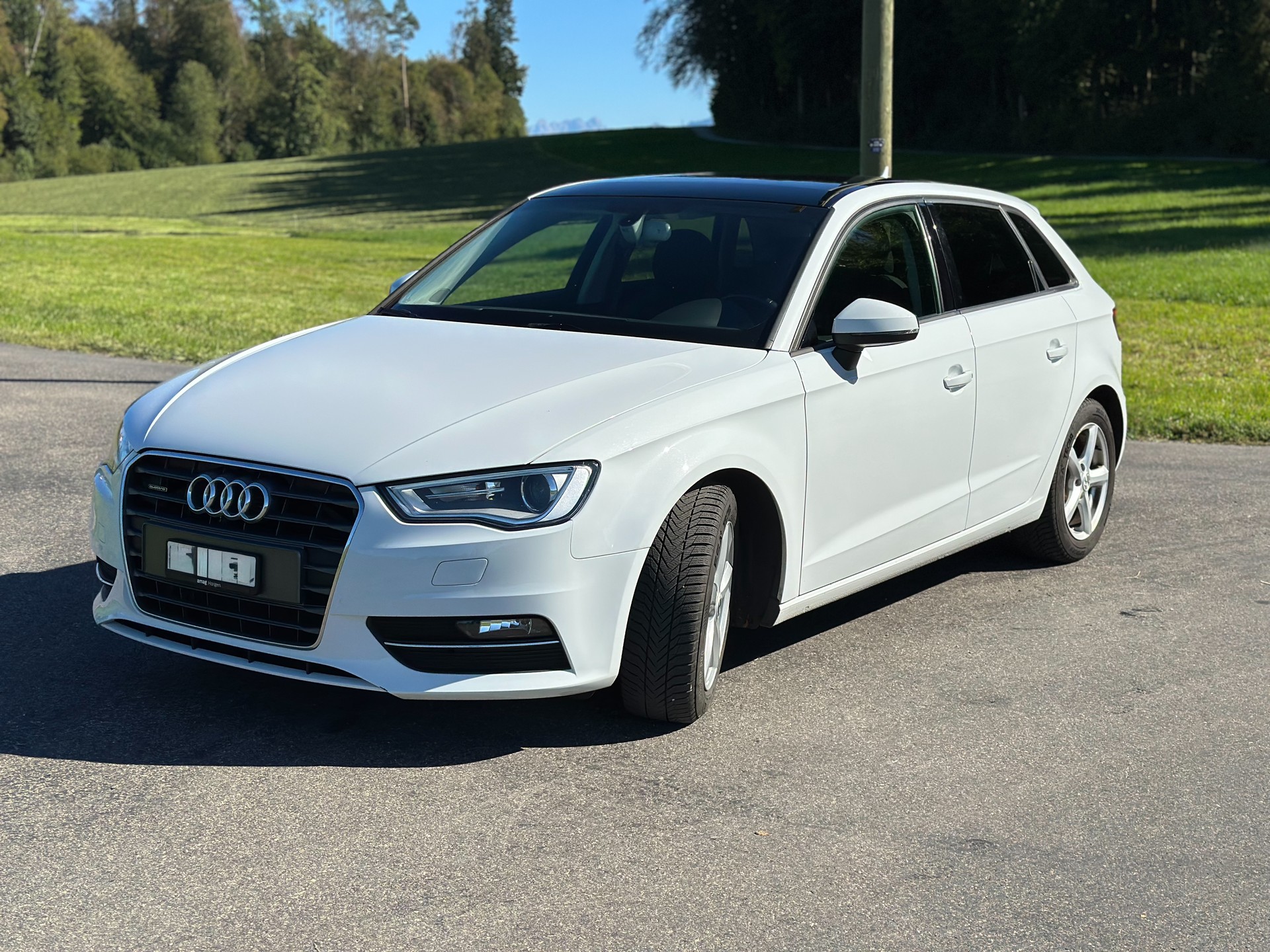 AUDI 2.0 TDI 184 Ambition quattro S-Tronic-image-1