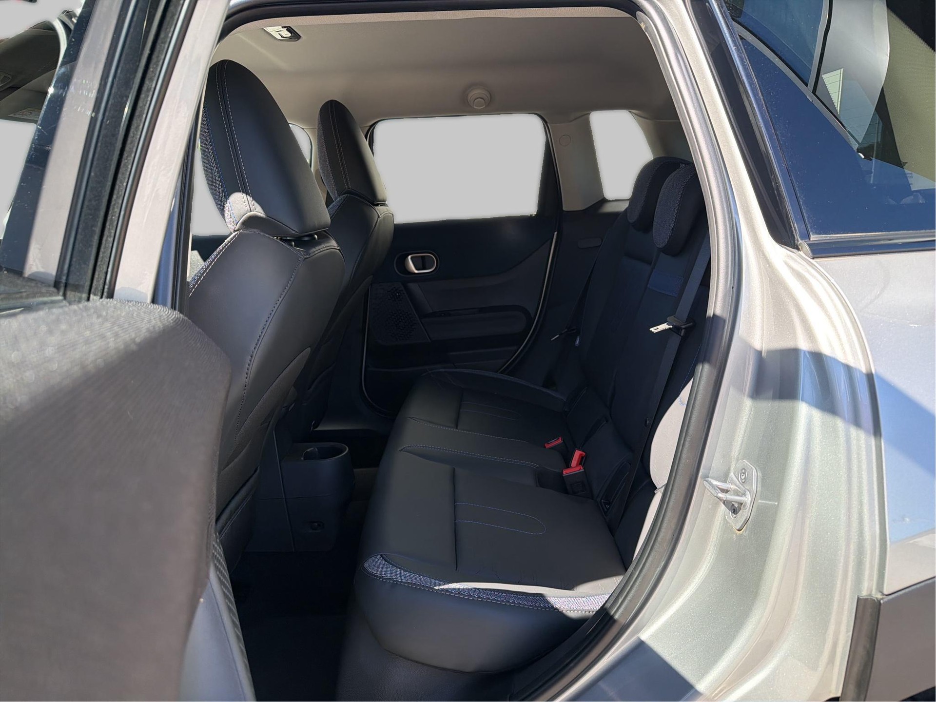 MINI Cooper 5 door C-image-16