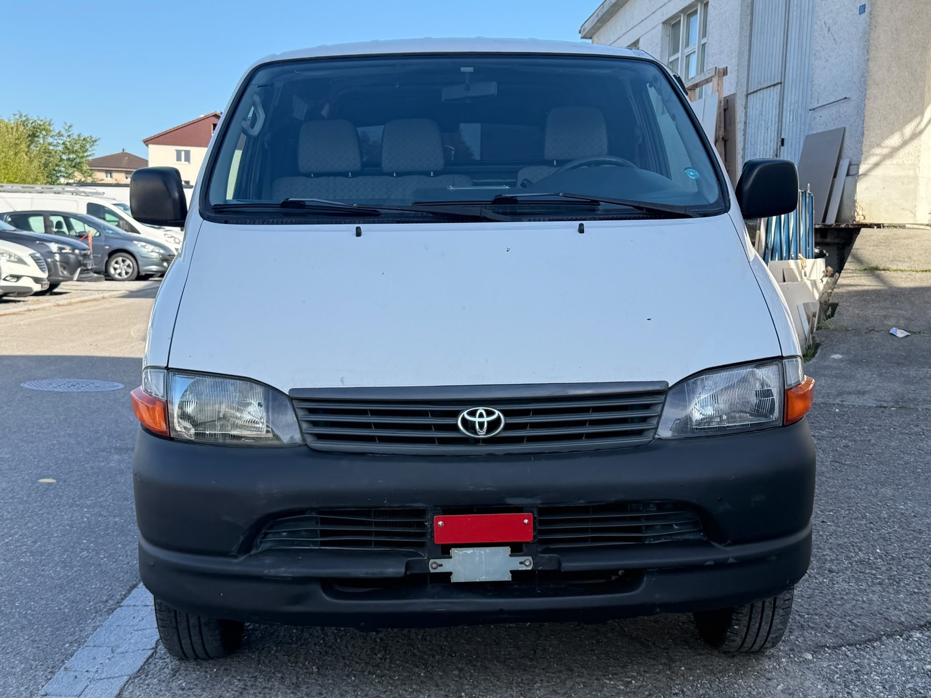 TOYOTA Hiace D-4D A/T Van-image-6
