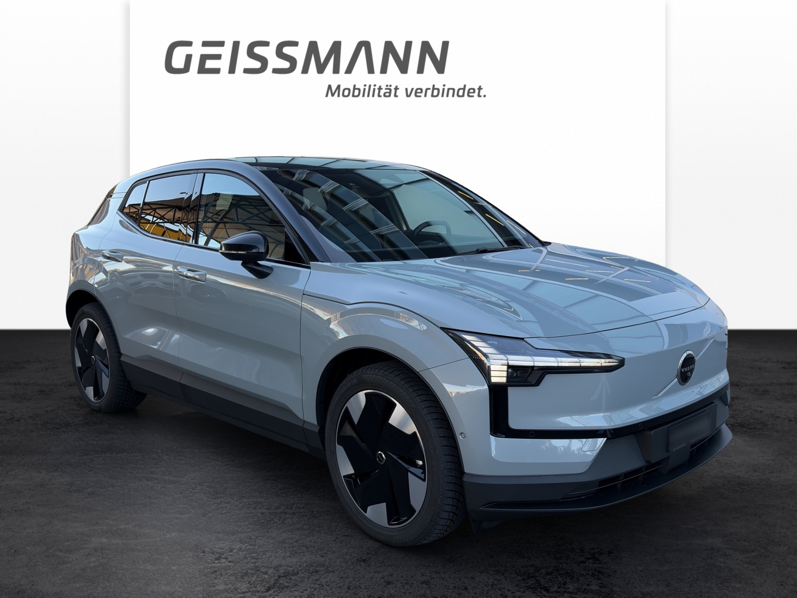 VOLVO EX30 E60 Twin Ultra Performance AWD-showroom-element-1