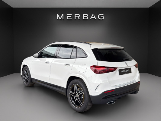 MERCEDES-BENZ GLA 200 Night Star 7G-D-image-2