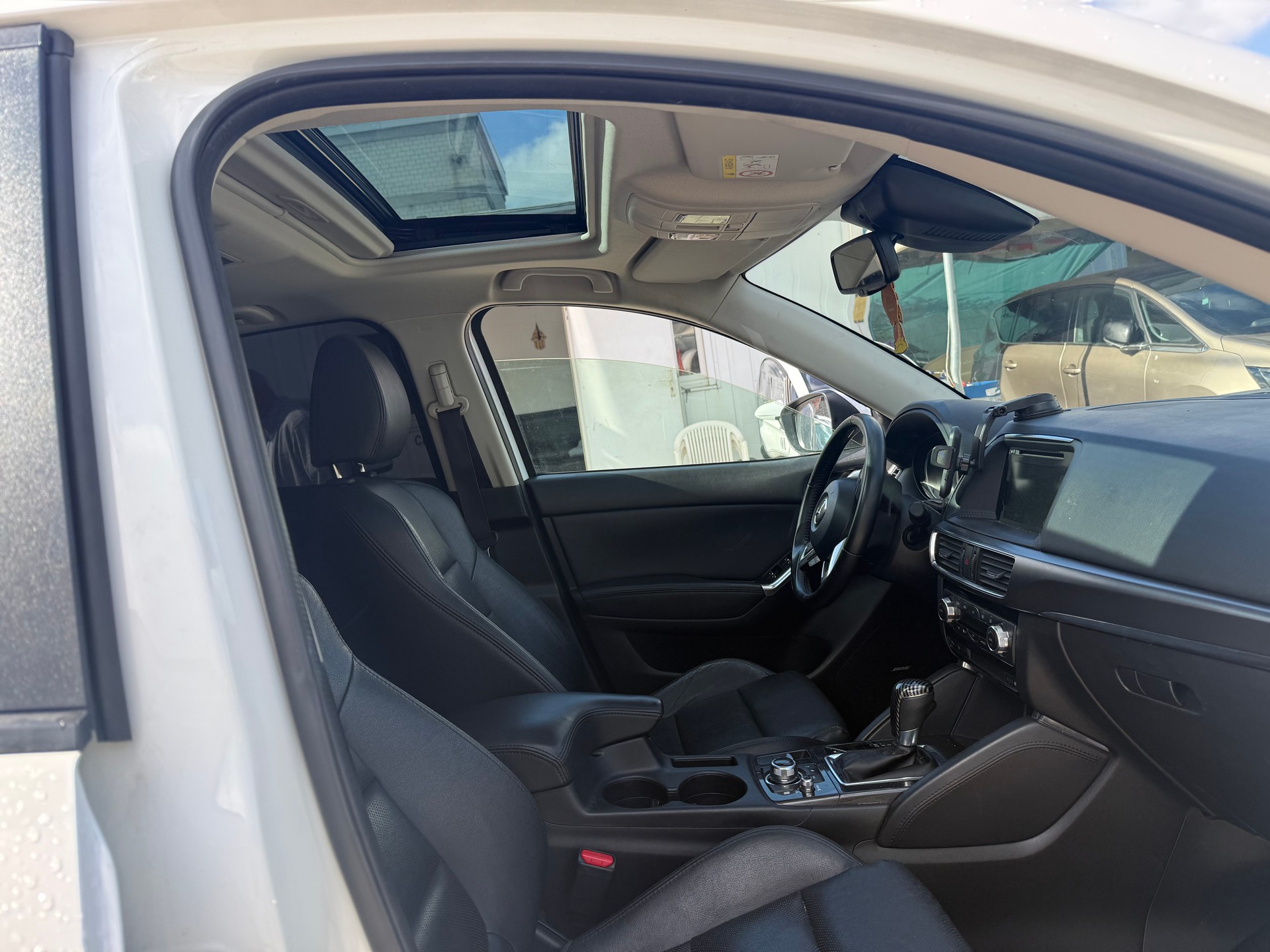 MAZDA CX-5 2.2 D HP Revolution AWD Automatic-image-9