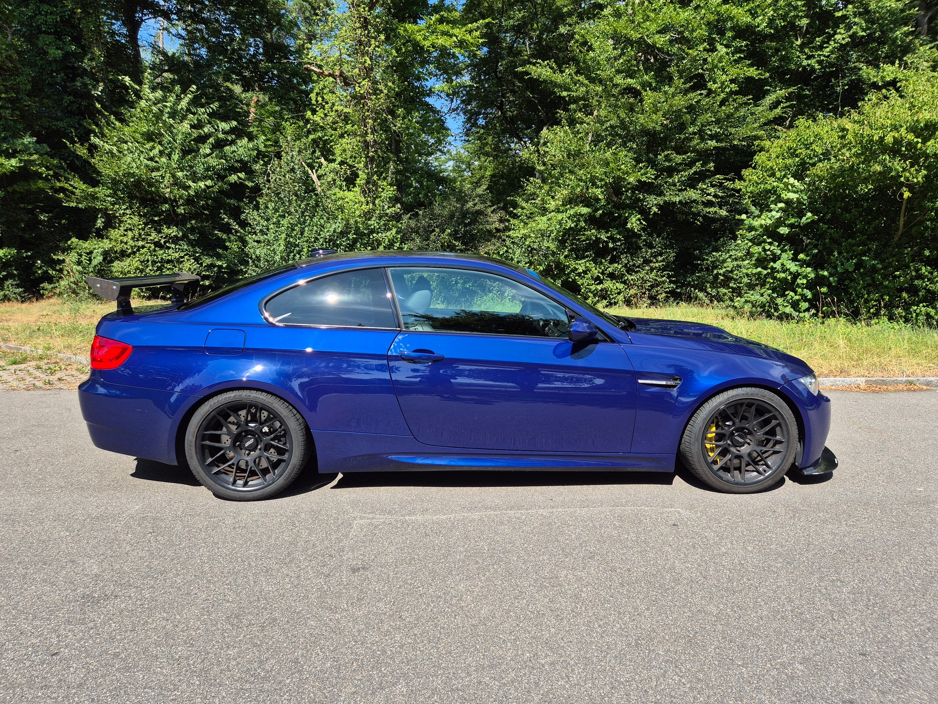 BMW M3-image-5