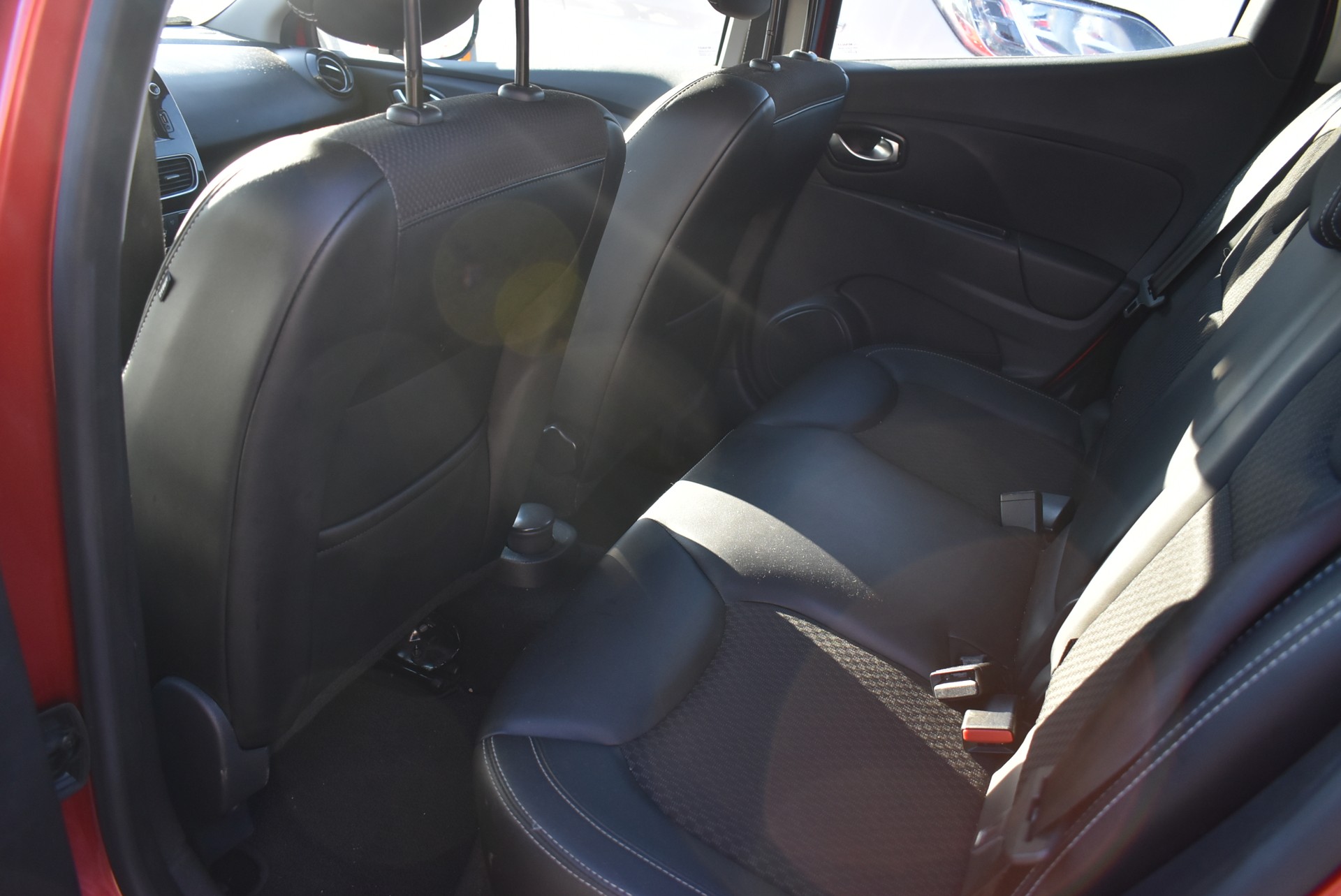 RENAULT Clio 1.2 16V T Intens EDC-image-6