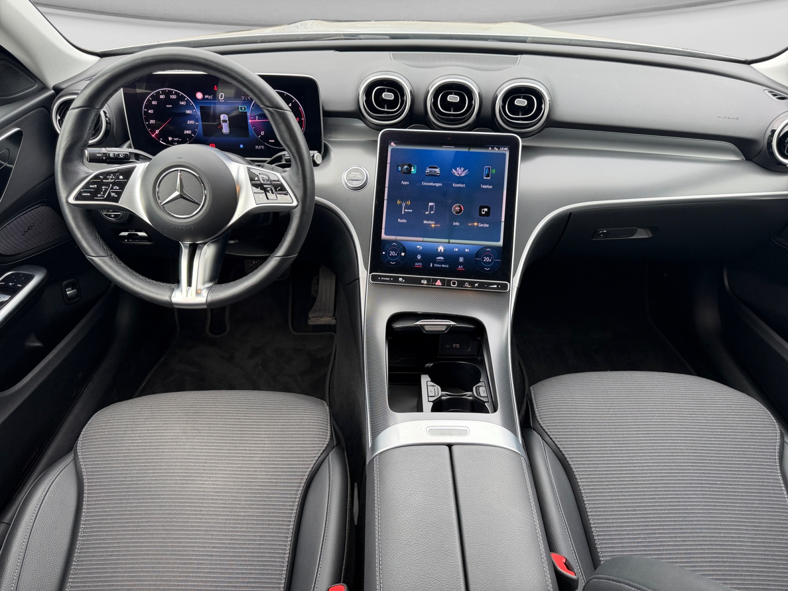 MERCEDES-BENZ C 220 d T 4 Matic Avantgarde-image-11