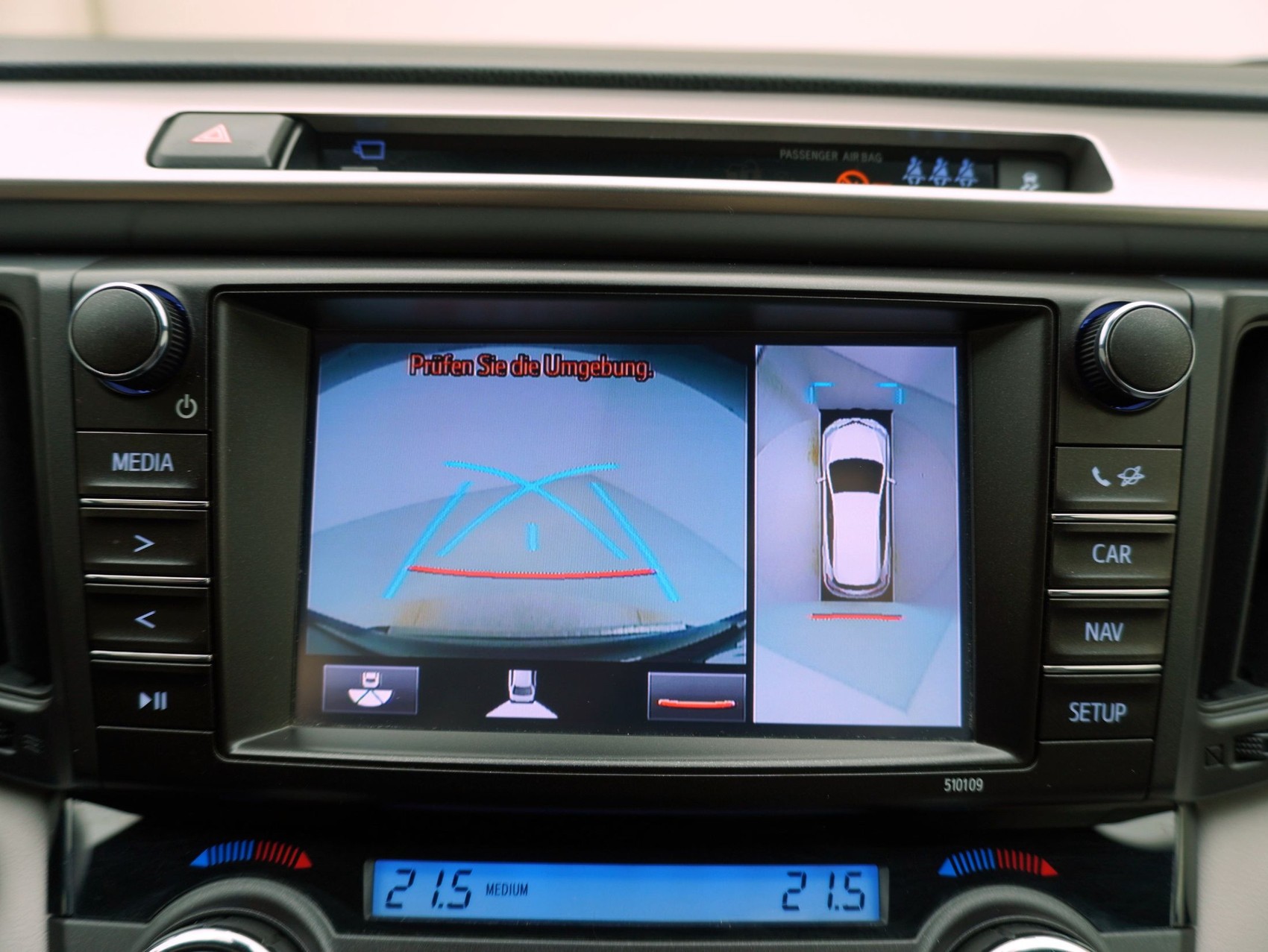 TOYOTA RAV4 2.5 HSD Premium-image-15
