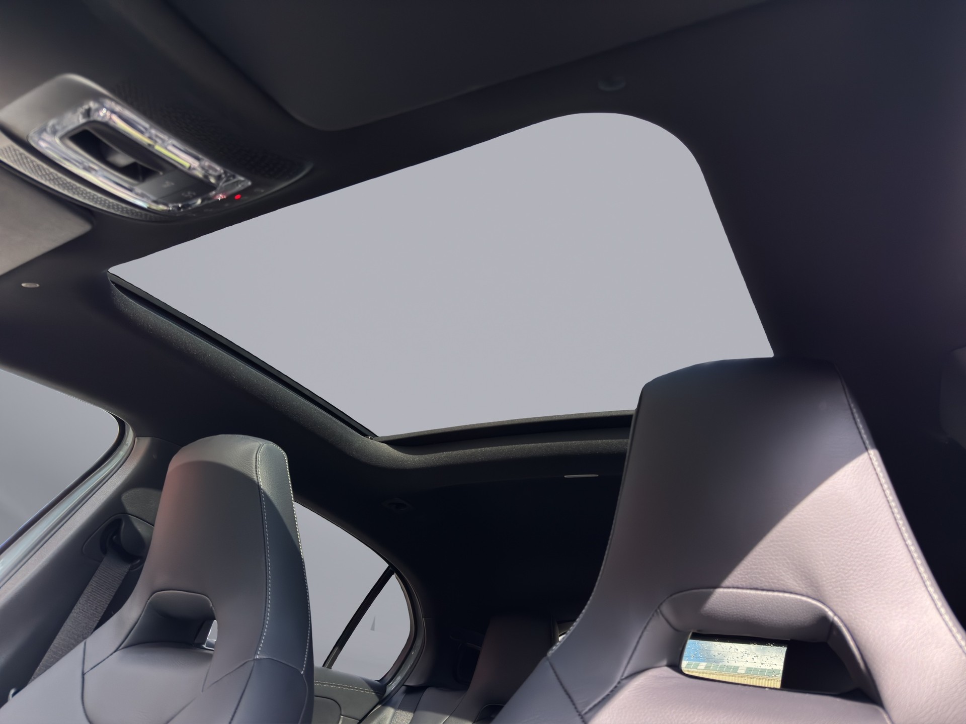 MERCEDES-BENZ A-Klasse W177 A 35 AMG 4matic-image-18