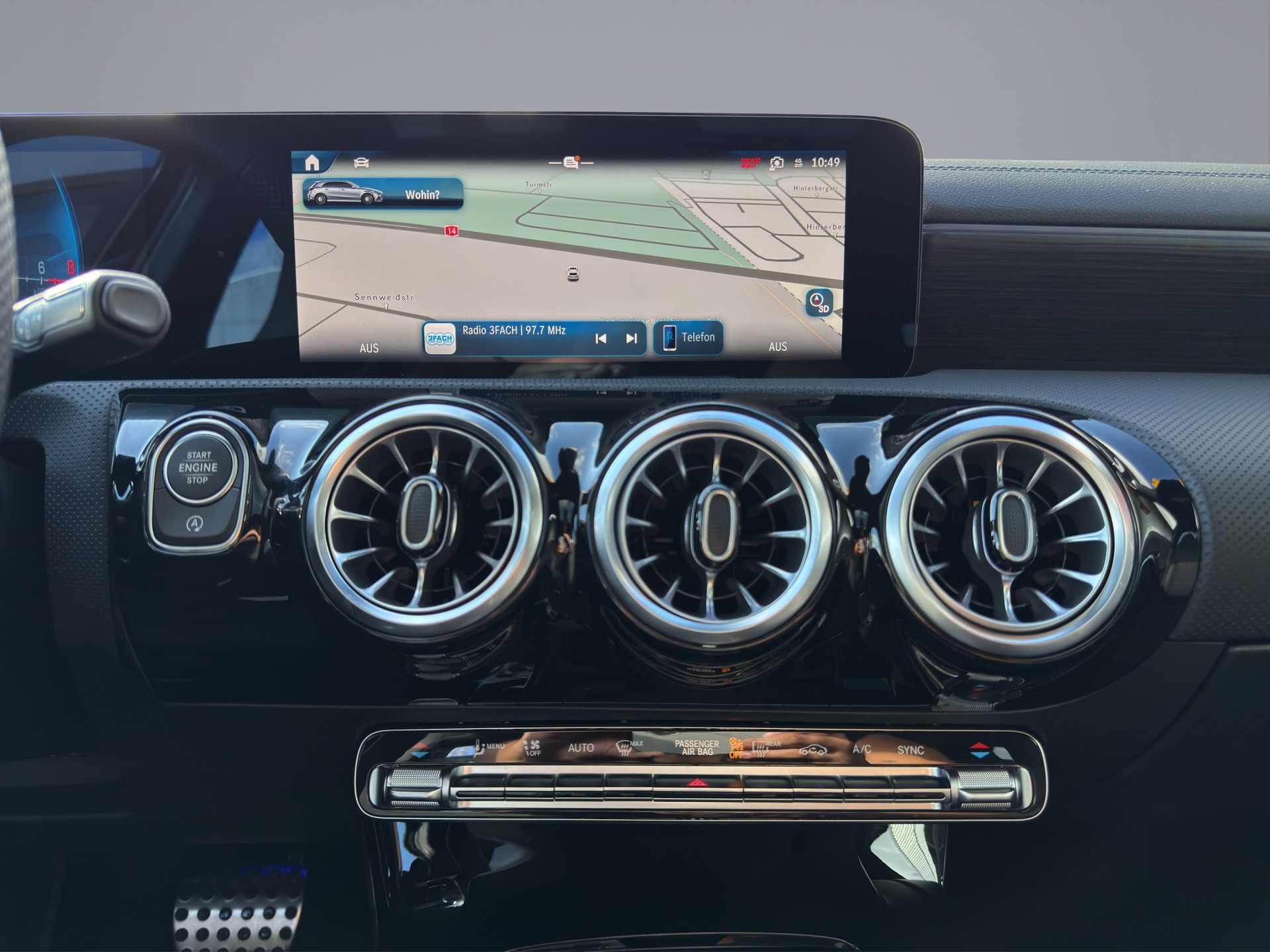 MERCEDES-BENZ A-Klasse W177 A 35 AMG 4matic-image-15