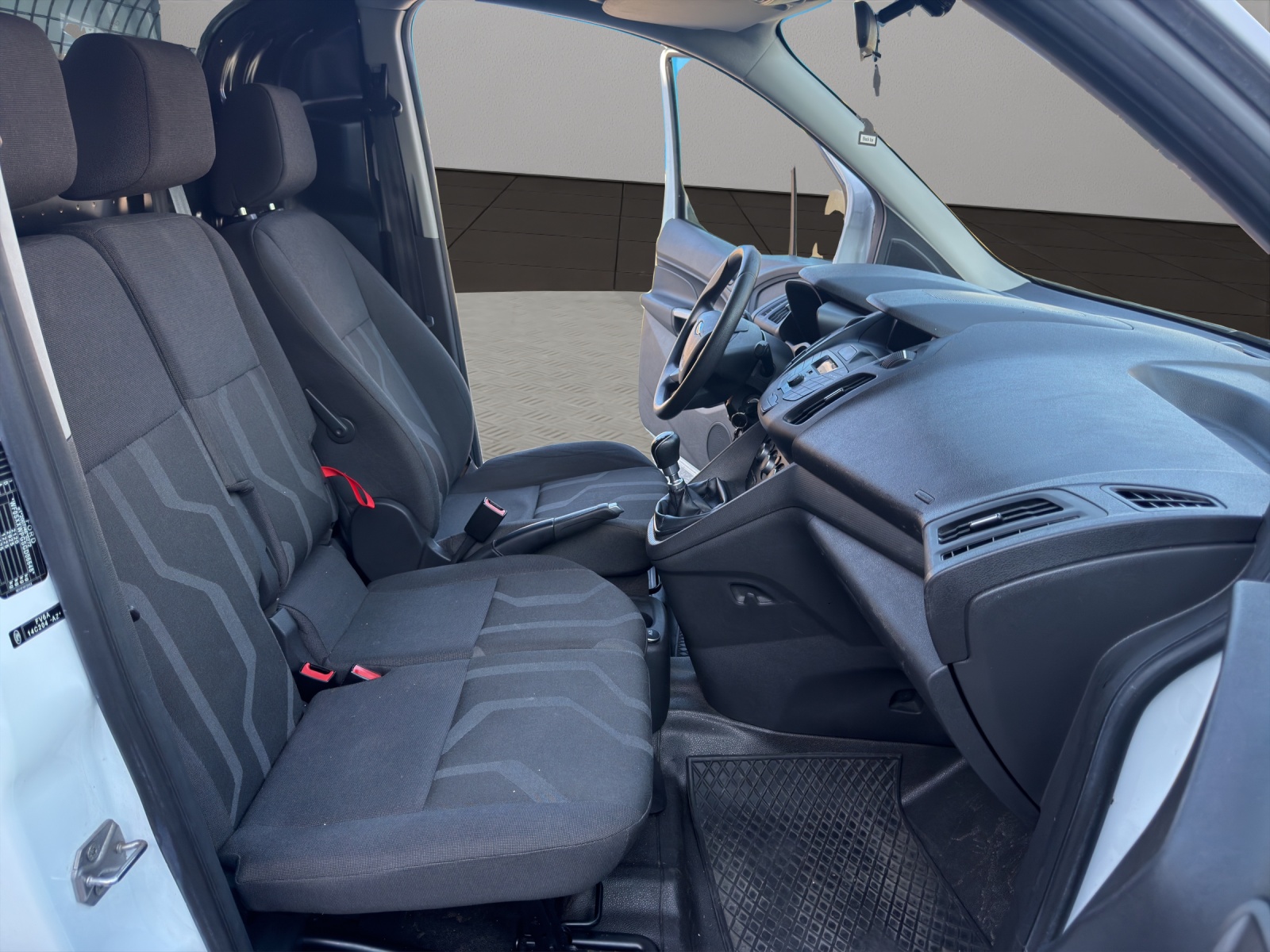 FORD Transit Connect Van T210 1.0 EcoBoost Ambiente-image-15