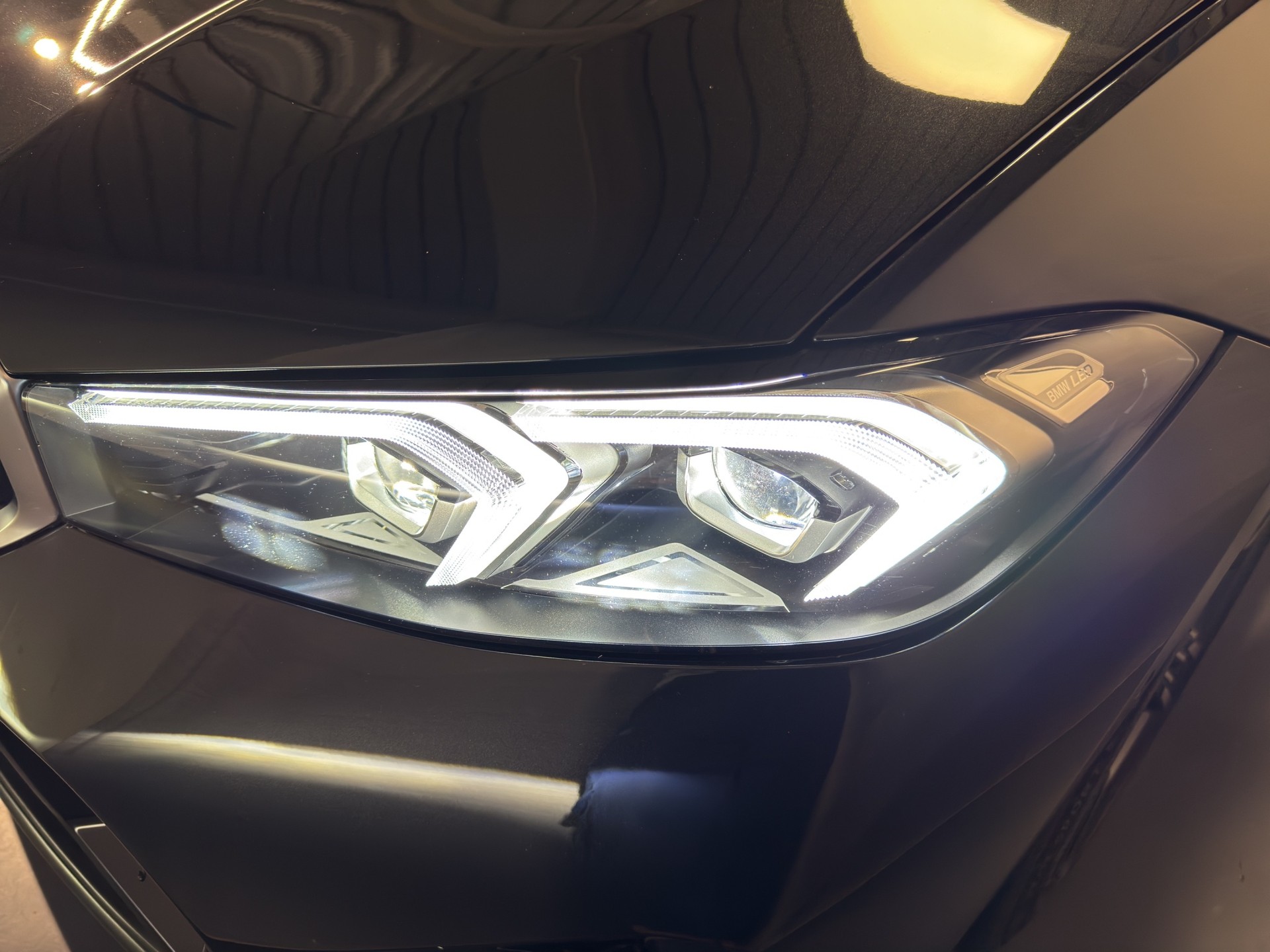 BMW 320d xDrive Touring M Sport-image-6