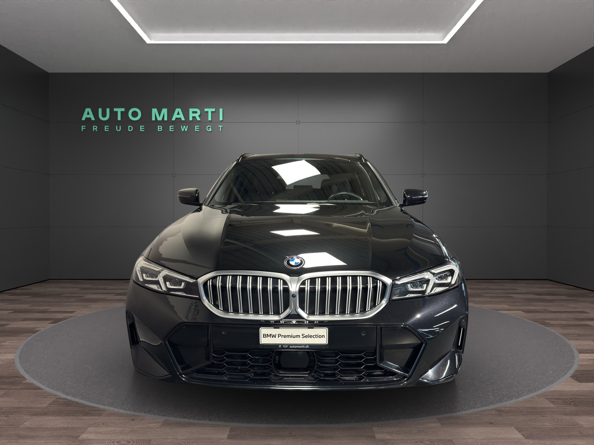 BMW 320d xDrive Touring M Sport-image-4