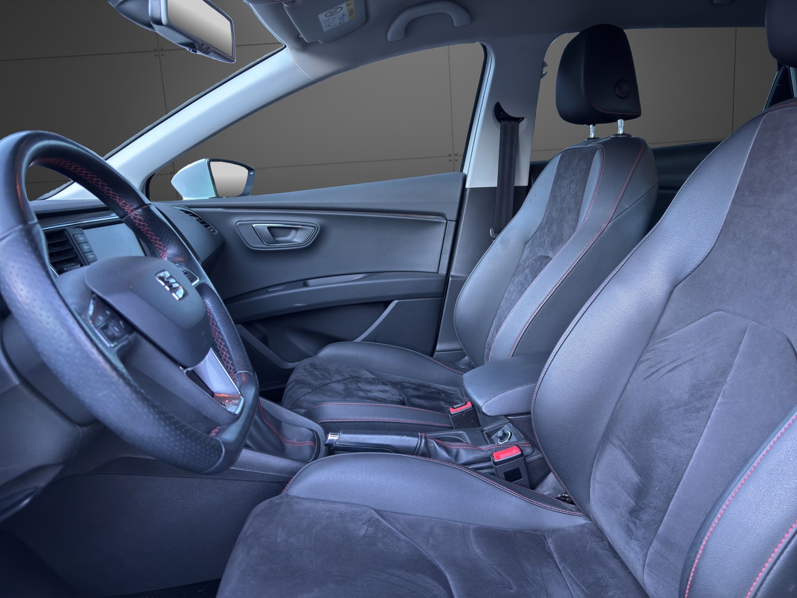 SEAT Leon ST 1.4 TSI FR Line-image-2