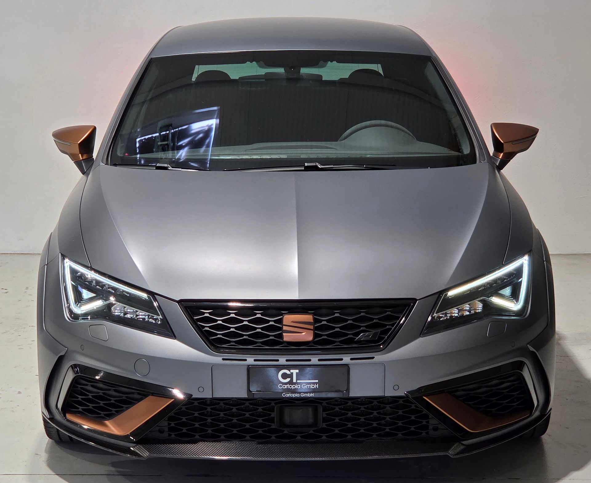 SEAT Leon 2.0 TSI Cupra R DSG Limited Edition 238 of 799-image-24