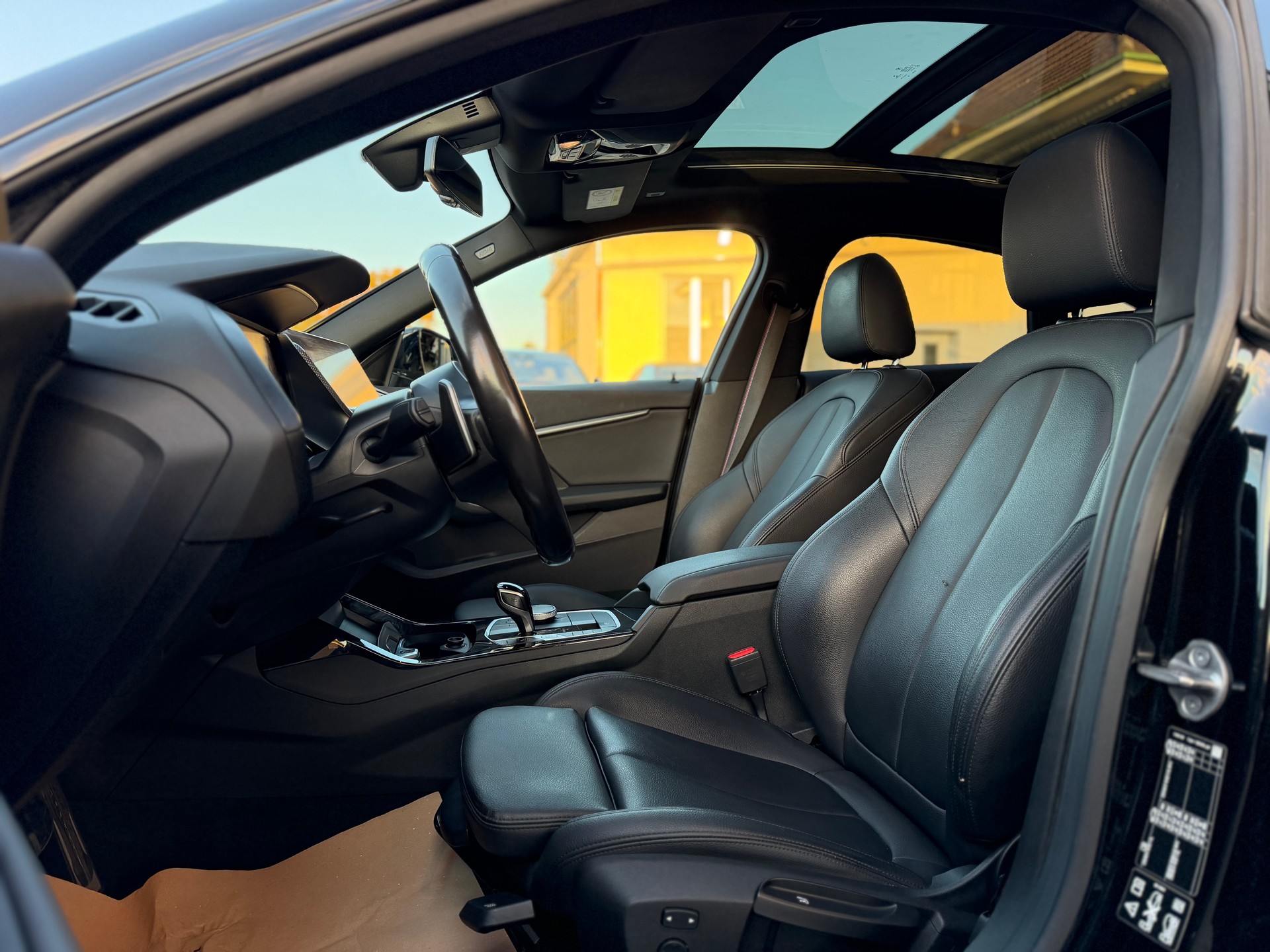 BMW M235i Gran Coupé xDrive Pure M Sport Steptronic-image-10