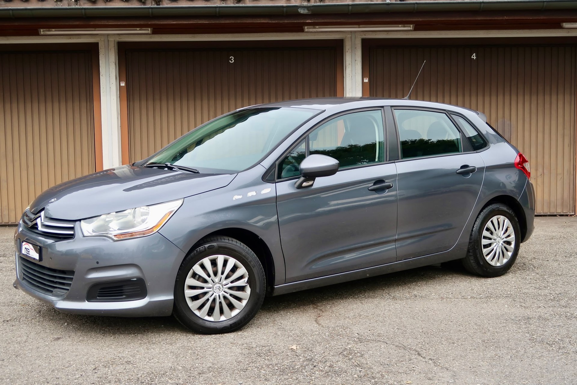 CITROEN C4 Berline 1.4 VTi Attraction-image-2