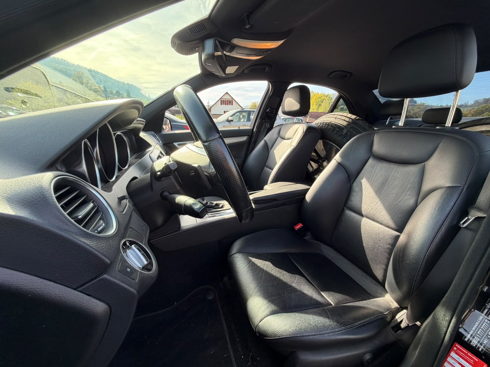 MERCEDES-BENZ C 350 Avantgarde 4Matic 7G-Tronic-image-12