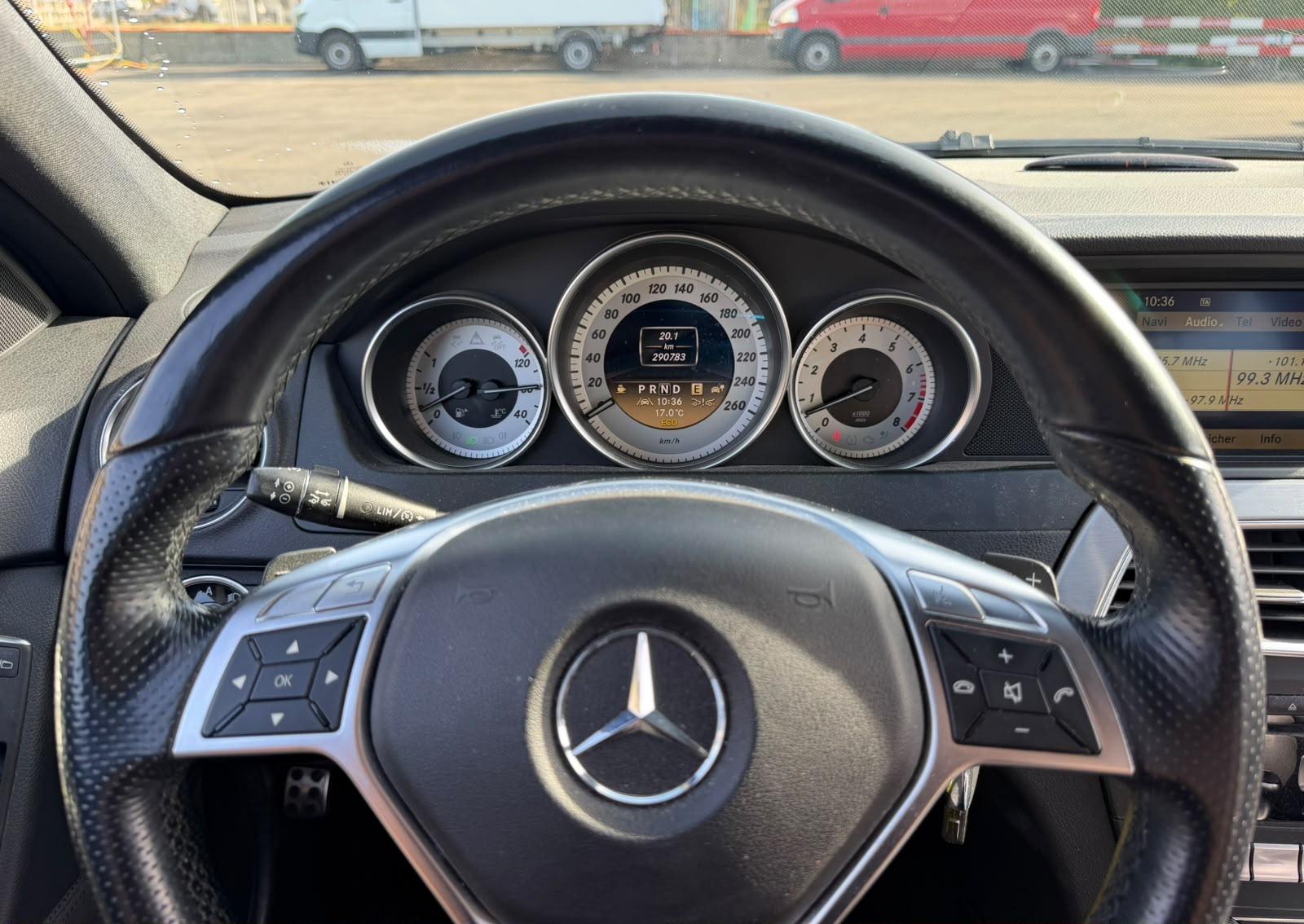 MERCEDES-BENZ C 350 Avantgarde 4Matic 7G-Tronic-image-25