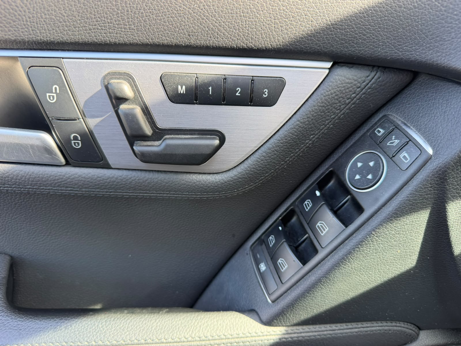MERCEDES-BENZ C 350 Avantgarde 4Matic 7G-Tronic-image-11