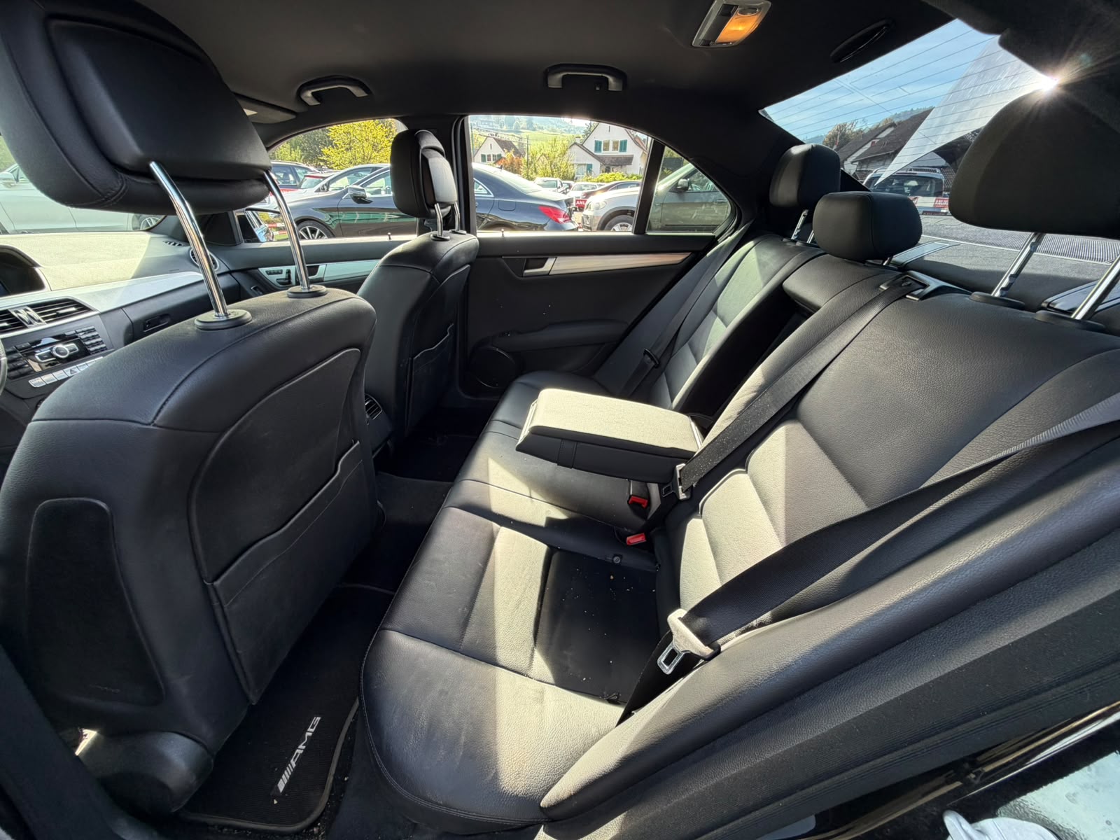 MERCEDES-BENZ C 350 Avantgarde 4Matic 7G-Tronic-image-13
