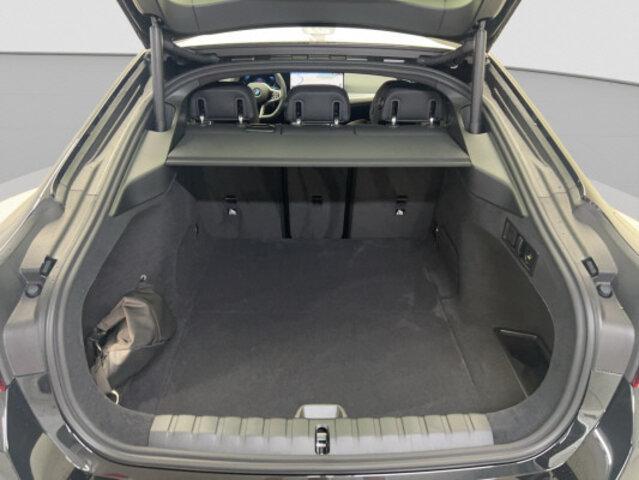 BMW i4 G26 Limousine xDrive40-image-13