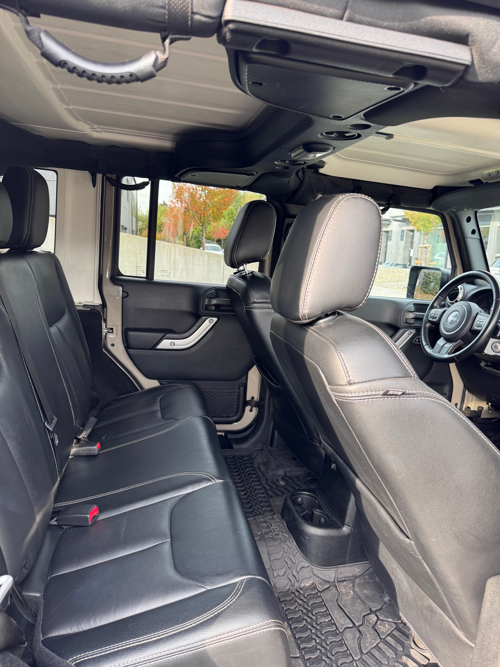 JEEP Wrangler 2.8CRD Unlimited Rubicon Recon Aut.-image-8