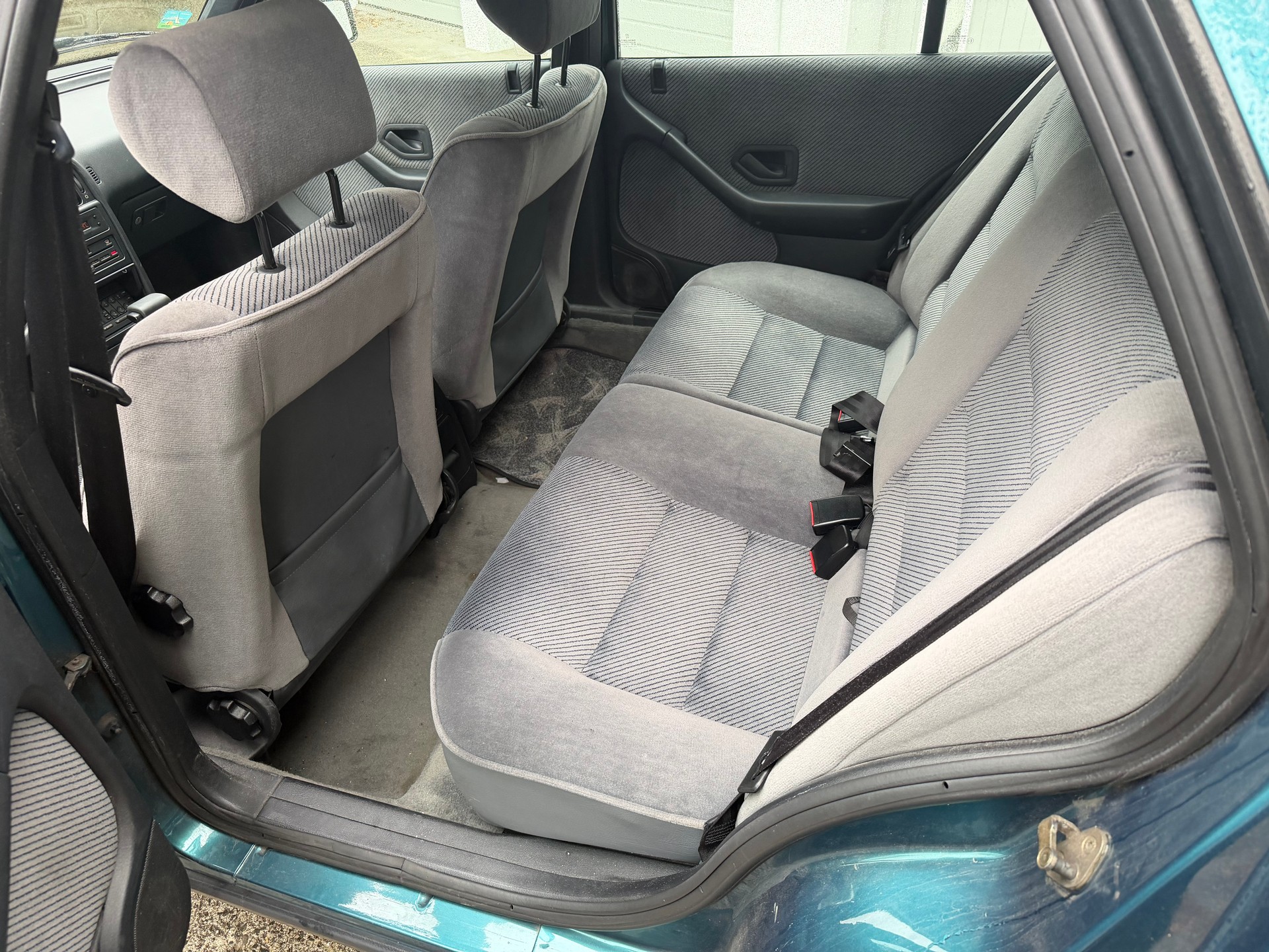 PEUGEOT 405 Break 2.0 Signature-image-7