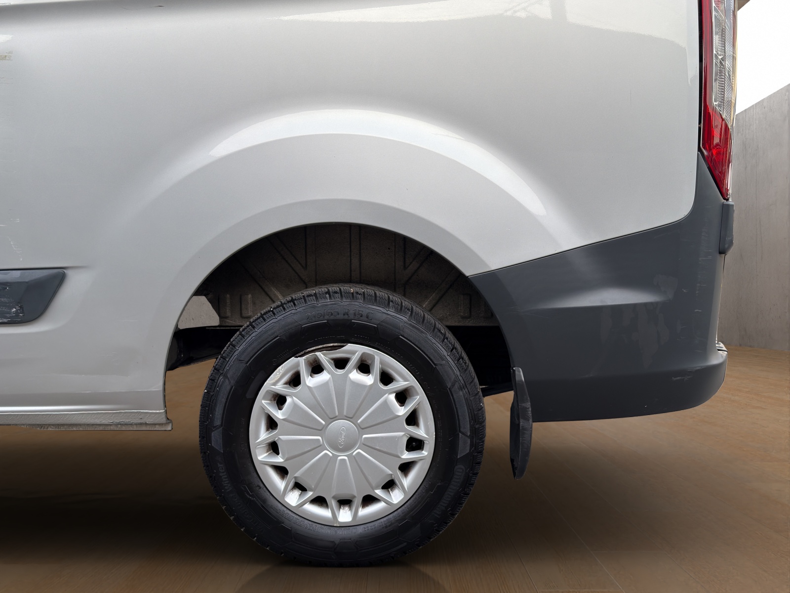 FORD Transit Custom 300 L1H1 Trend-image-22