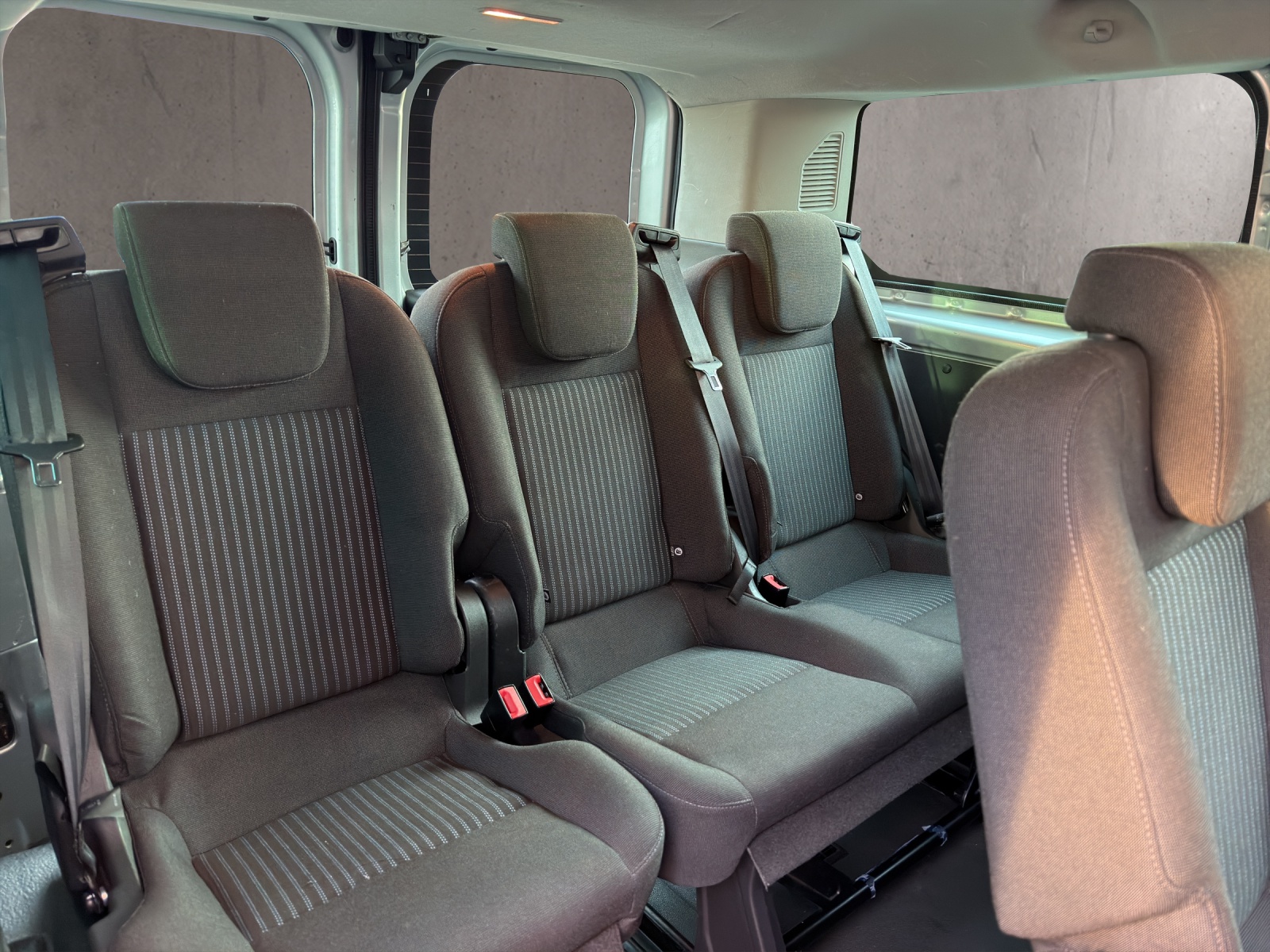 FORD Transit Custom 300 L1H1 Trend-image-9