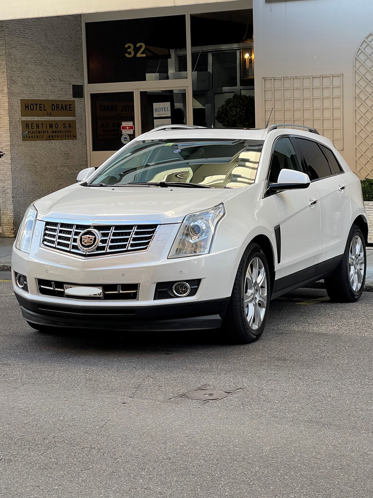 CADILLAC SRX 3.6 V6 Premium 4WD Automatic-image-0