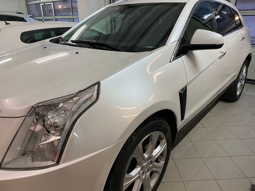 CADILLAC SRX 3.6 V6 Premium 4WD Automatic-image-5