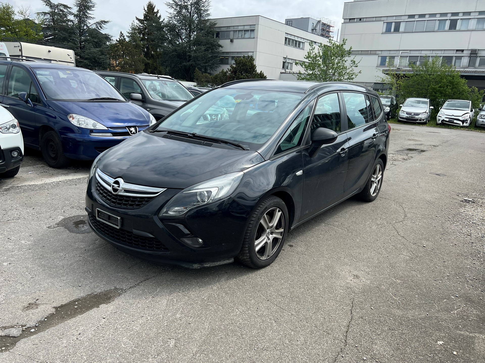 OPEL Zafira Tourer 1.4i 16V Turbo Cosmo Automatic-image-9