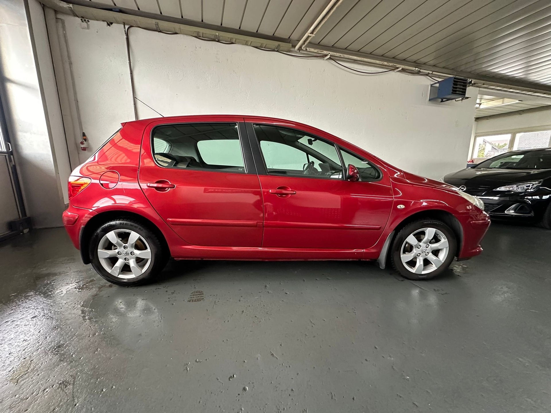 PEUGEOT 307 1.6 16V XS-image-5