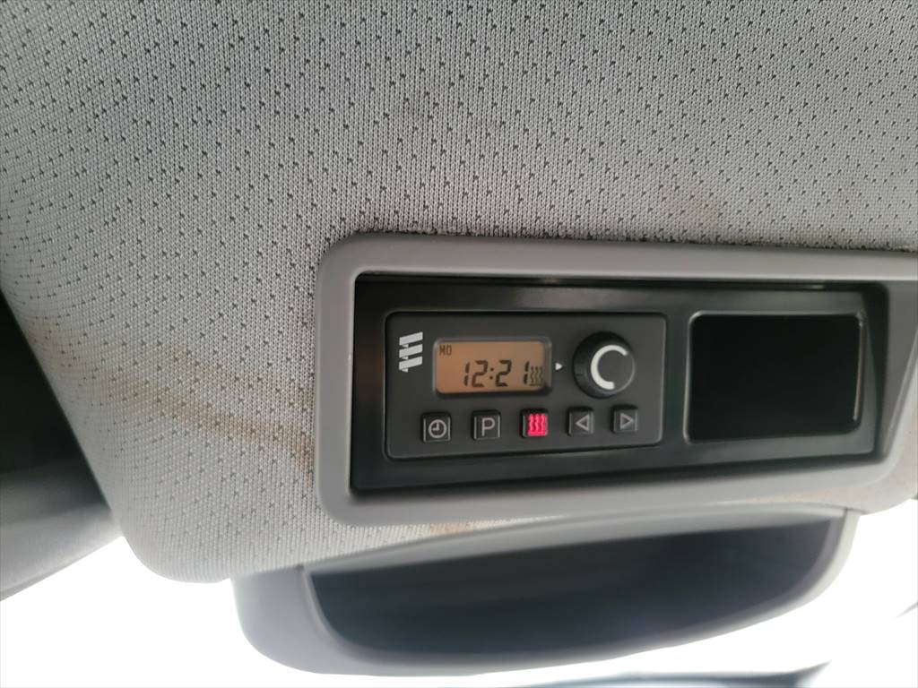 VW Crafter 35 2.5 TDI 109 PS-image-13