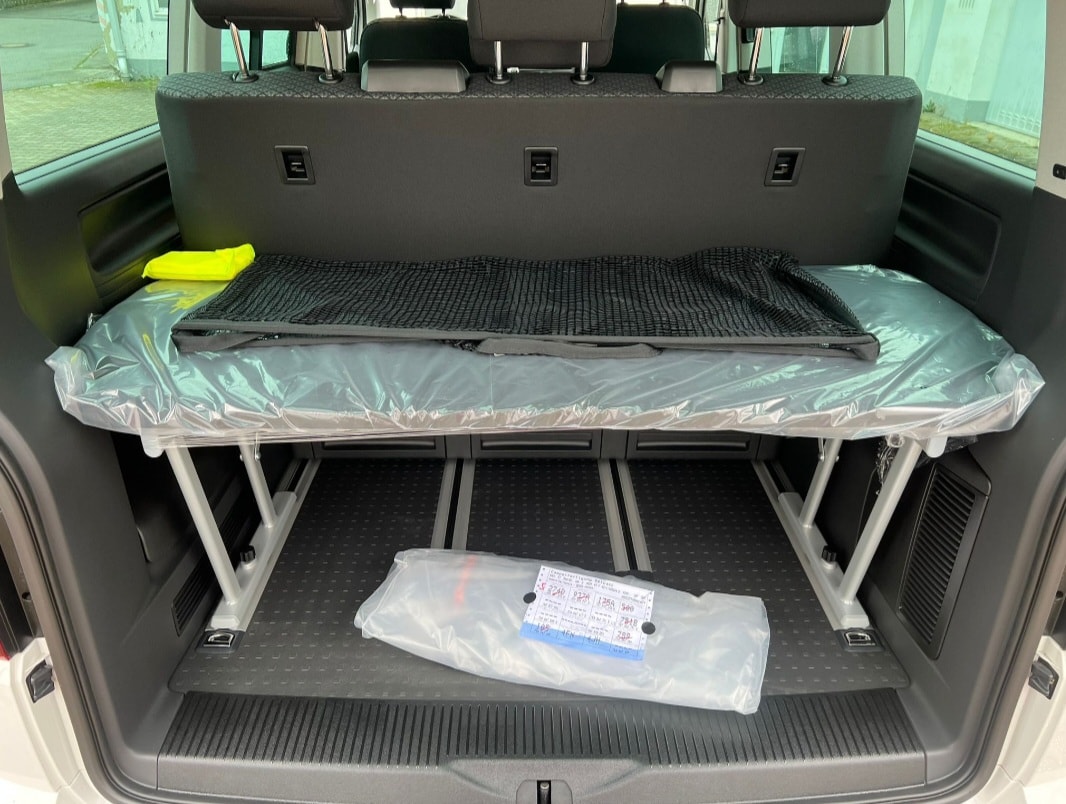 VW T6.1 California 2.0 TDI Beach EDITION-image-13